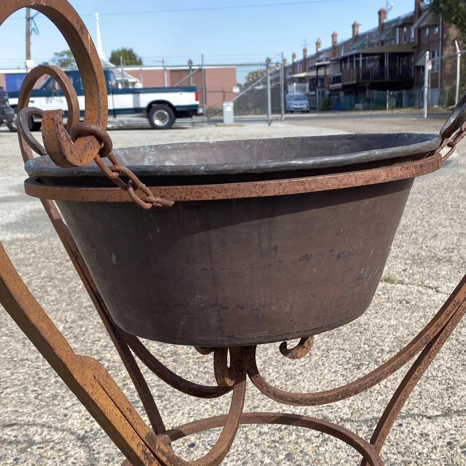 Antique Arts & Crafts Wrought Iron Party Tub Copper Pot Champagne Wine Chiller For Sale 2