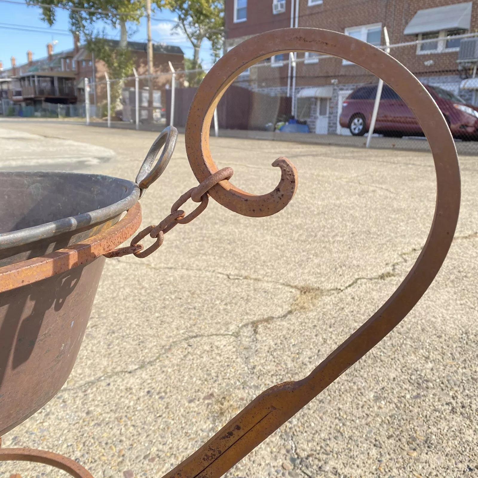 Antique Arts & Crafts Wrought Iron Party Tub Copper Pot Champagne Wine Chiller For Sale 3