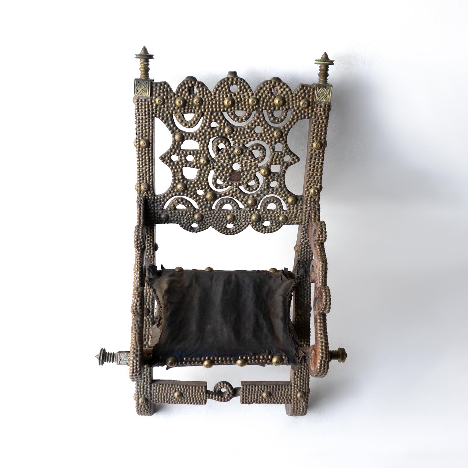Antique Asante (Ashanti) 'Akonkromfi' Chief's Throne Chair, Ghana, 19th Century For Sale 3