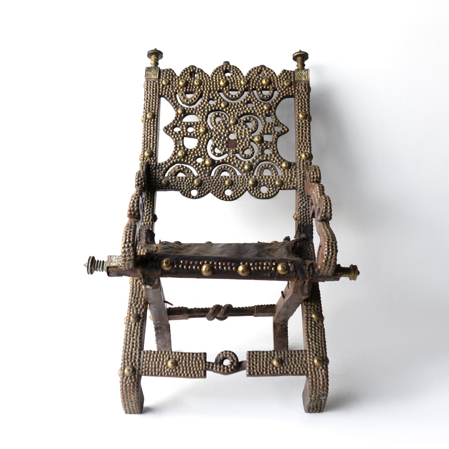 Baroque Antique Asante (Ashanti) 'Akonkromfi' Chief's Throne Chair, Ghana, 19th Century For Sale