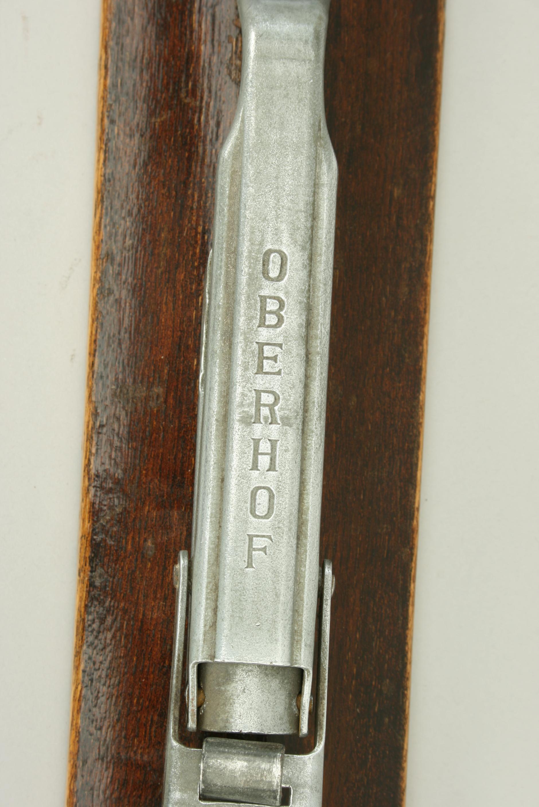 Antique Ash Skis with Unique Oberhof Safety Bindings, Telemark Museum piece. 1