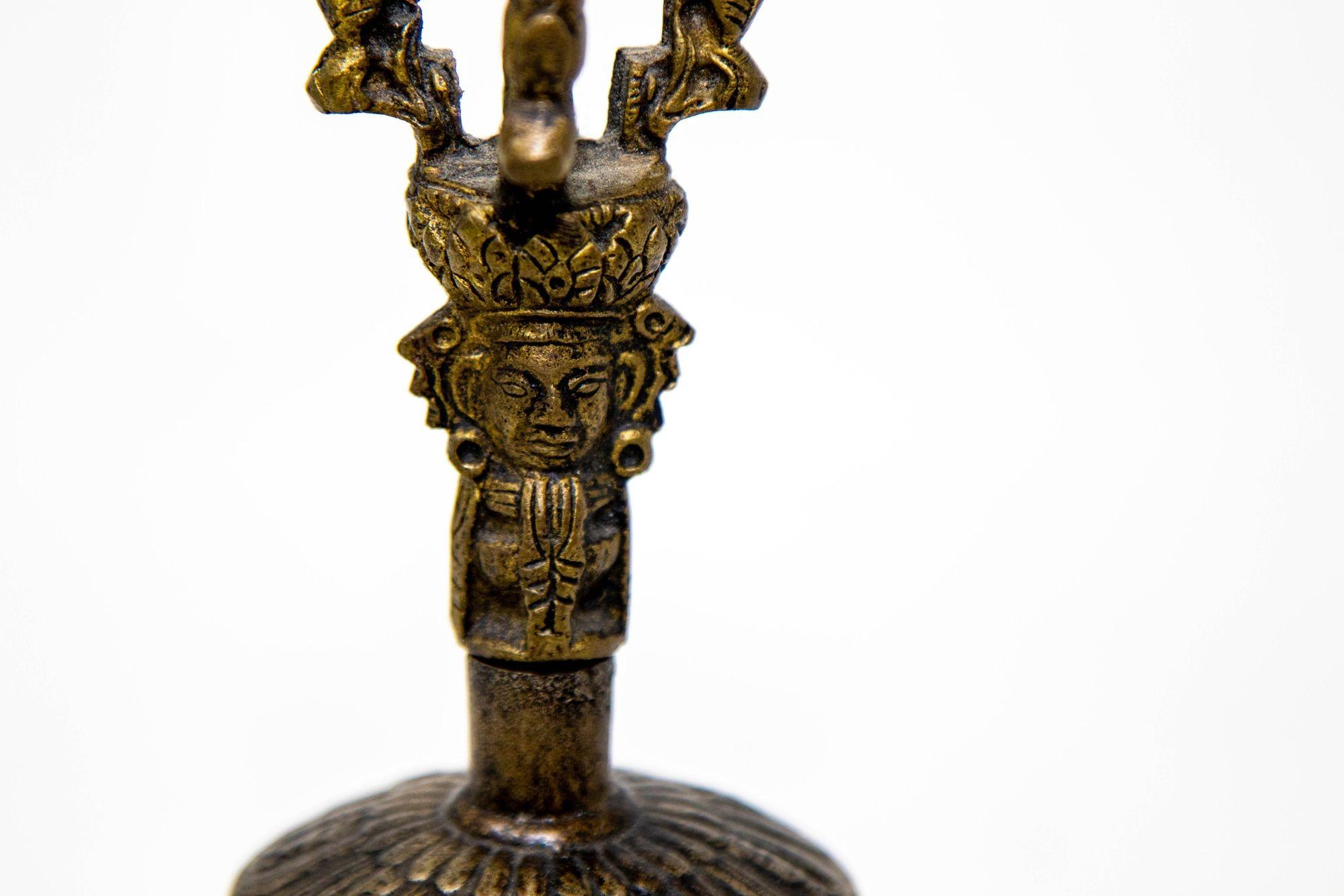 Antike asiatische buddhistische Bronze-Glocke, Tibetische Meditationsgebet Ghanta-Glocke im Angebot 9