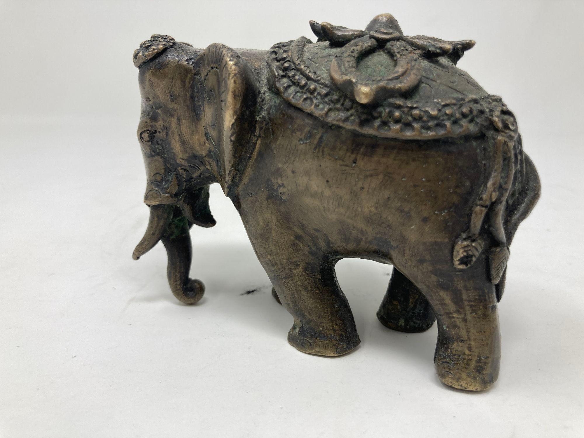 Antico Elefante Asiatico in Bronzo Scultura Statua XIX sec. in vendita 7