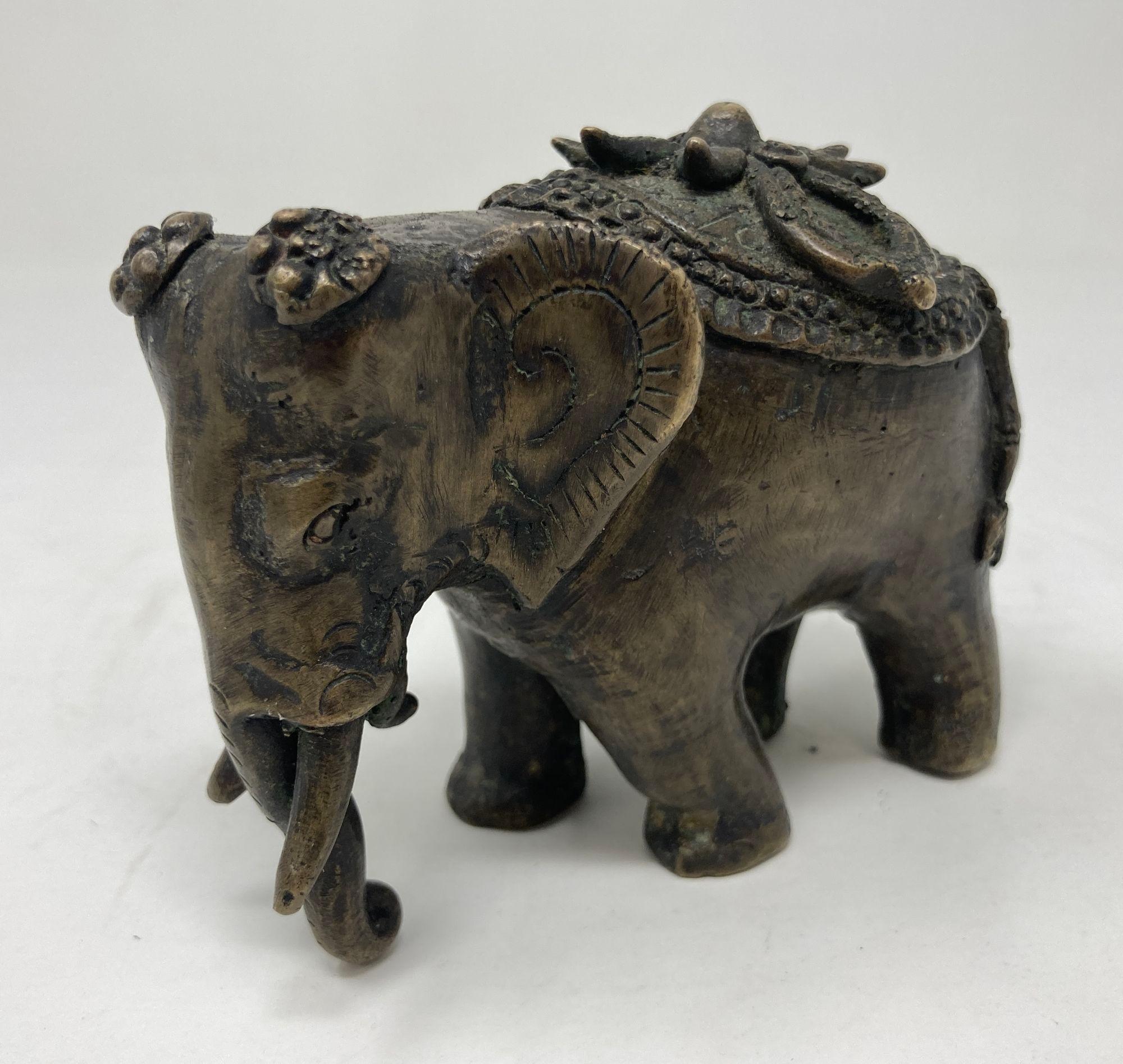 Esportazione cinese Antico Elefante Asiatico in Bronzo Scultura Statua XIX sec. in vendita