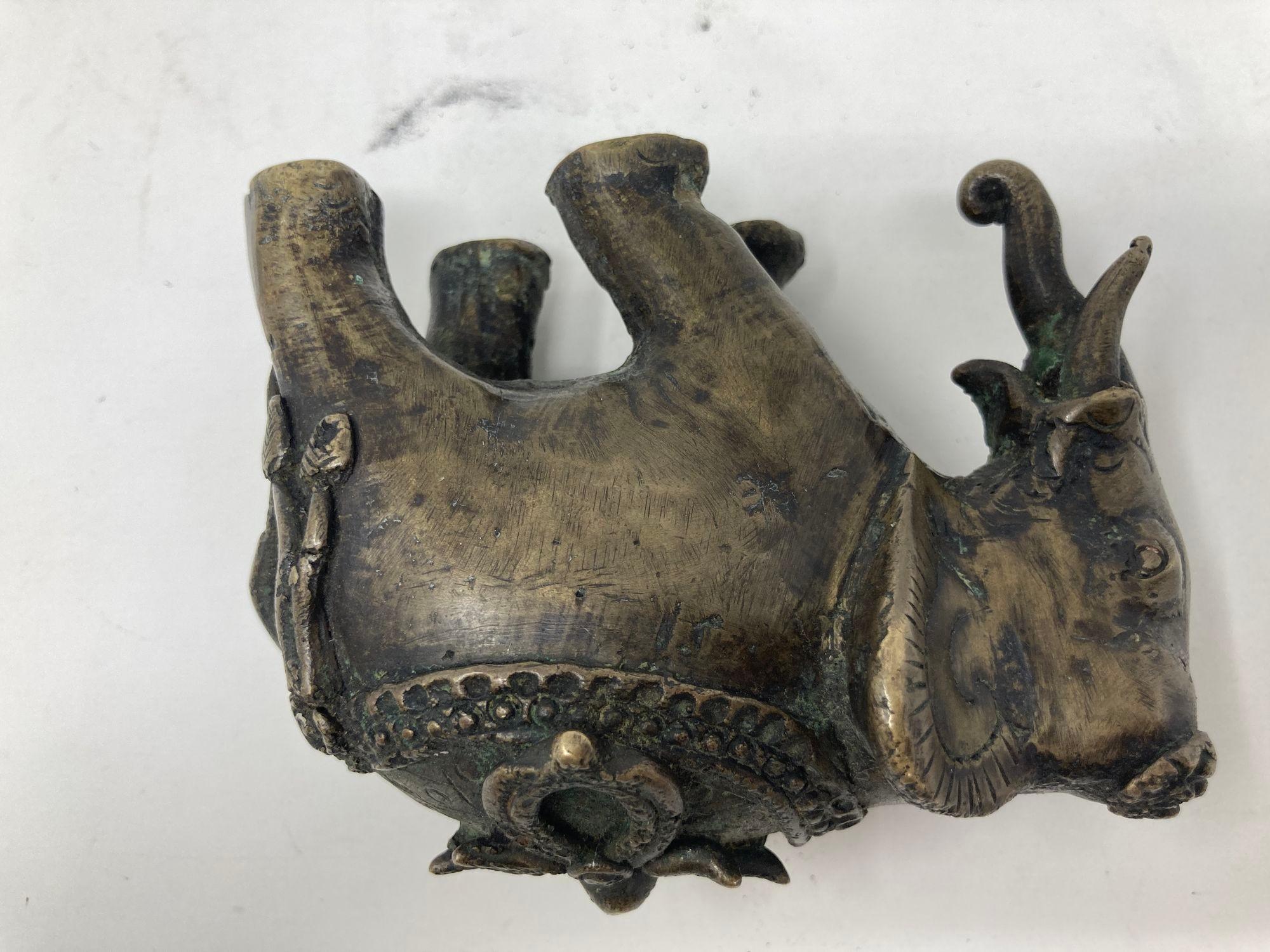 Antico Elefante Asiatico in Bronzo Scultura Statua XIX sec. in vendita 2