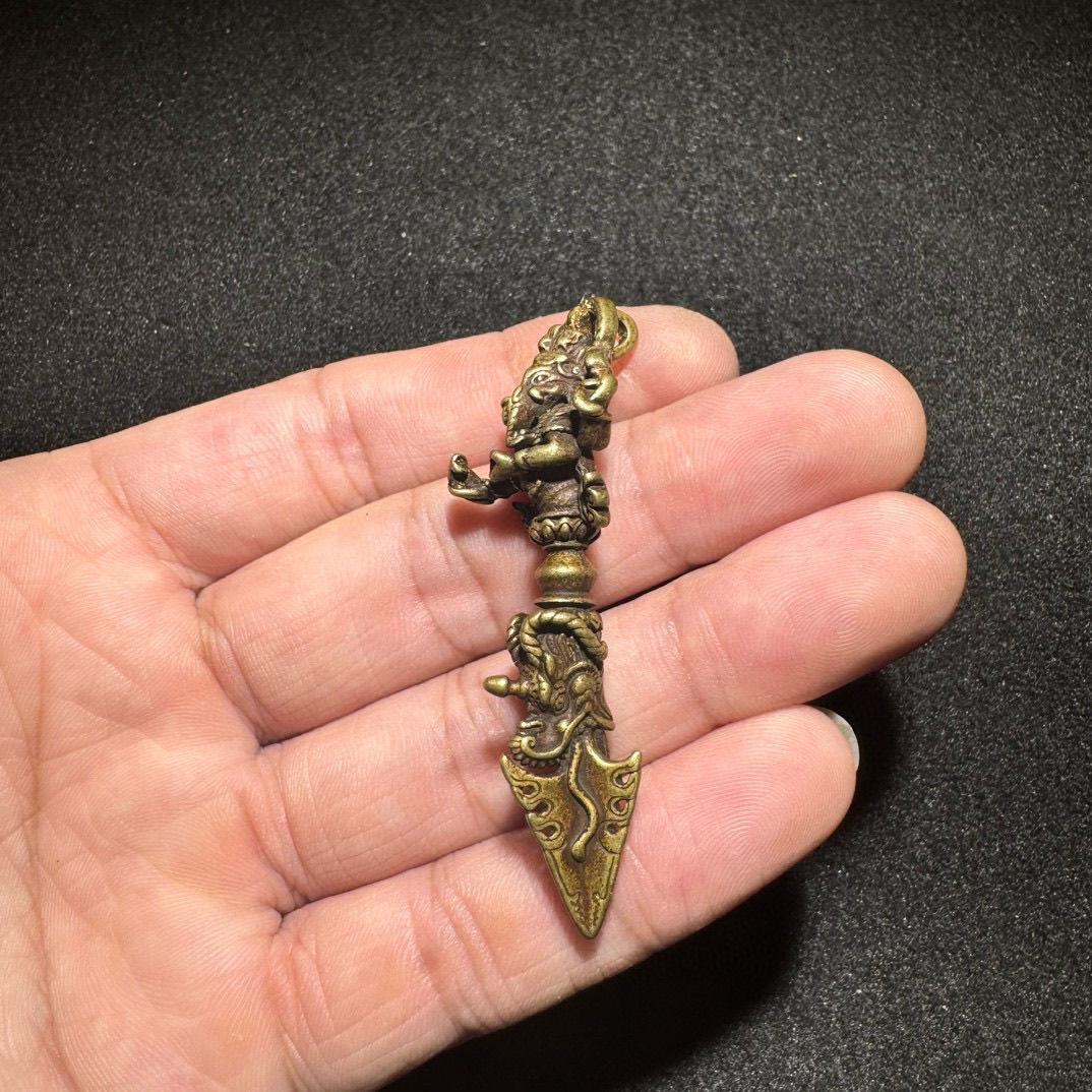 Vintage Asian Bronze Vajra Pestle In Fair Condition For Sale In 景德镇市, CN