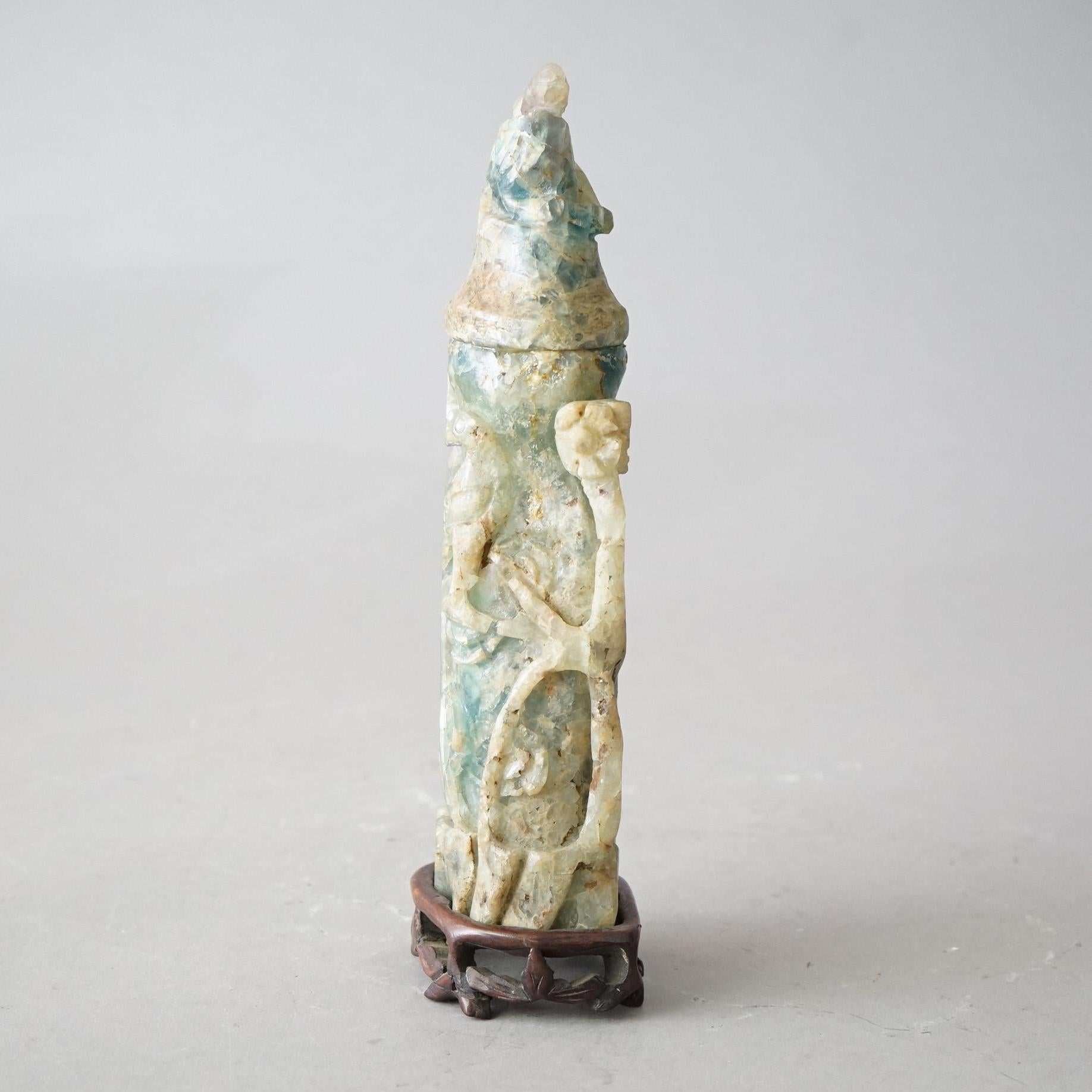Sculpture asiatique ancienne en pierre de savon sculptée en jade avec des oiseaux C1890 Bon état - En vente à Big Flats, NY