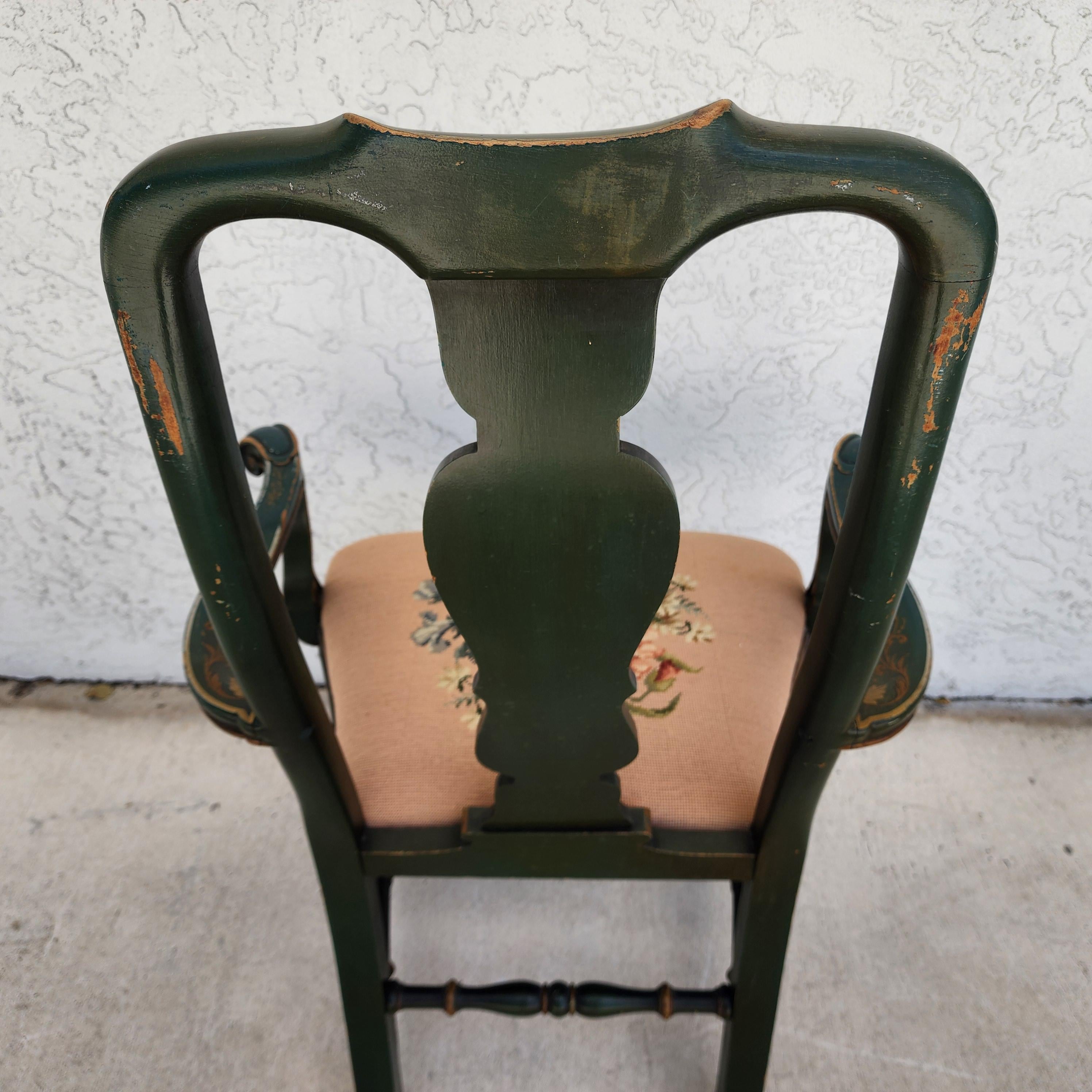 Fauteuil Queen Anne ancien décoré de chinoiseries, vers 1930 en vente 7