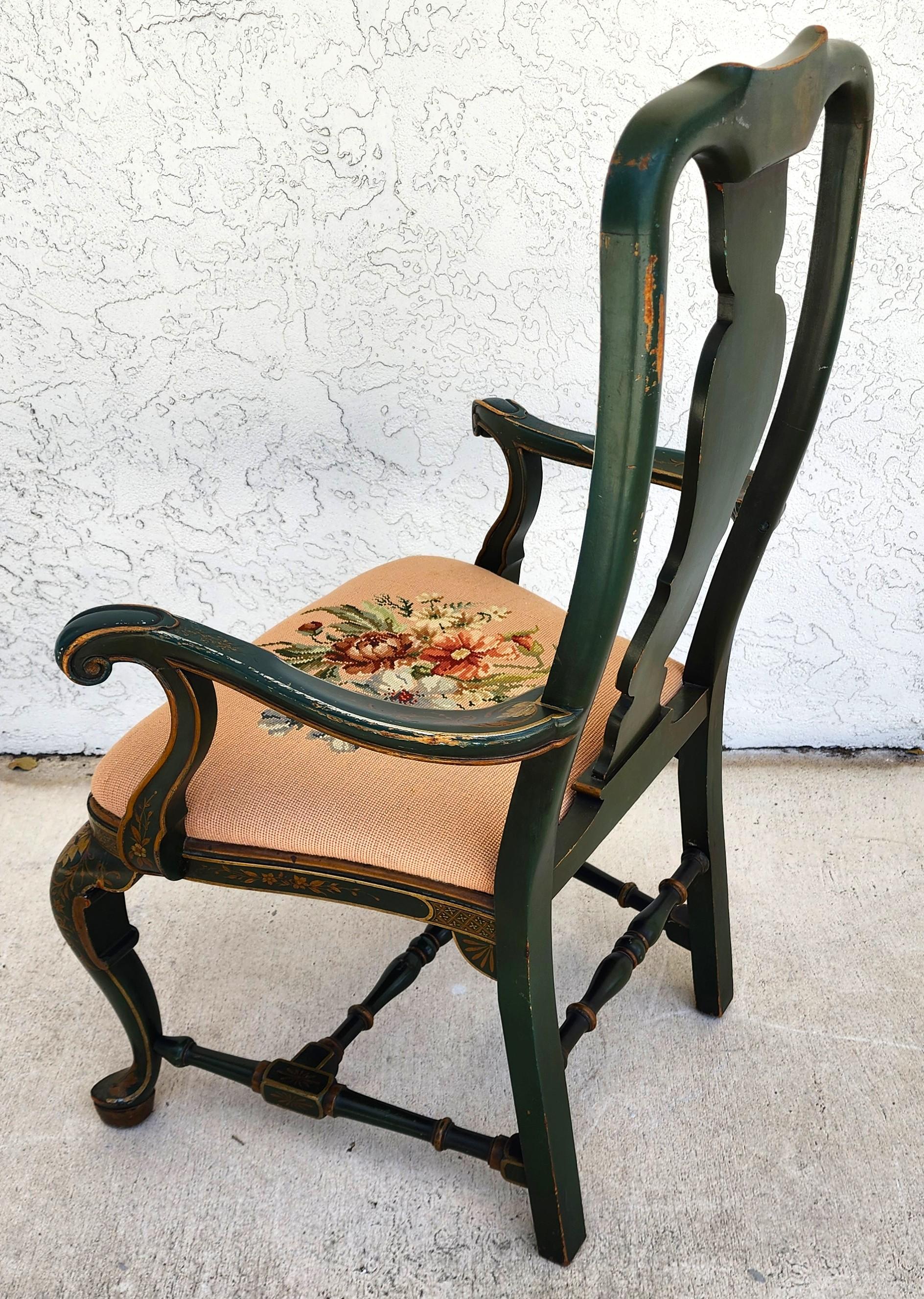 Fauteuil Queen Anne ancien décoré de chinoiseries, vers 1930 en vente 8
