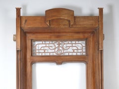 Cadre de porte asiatique antique fabriqué à la main en bois de teck, probablement au Pakistan ou en Inde