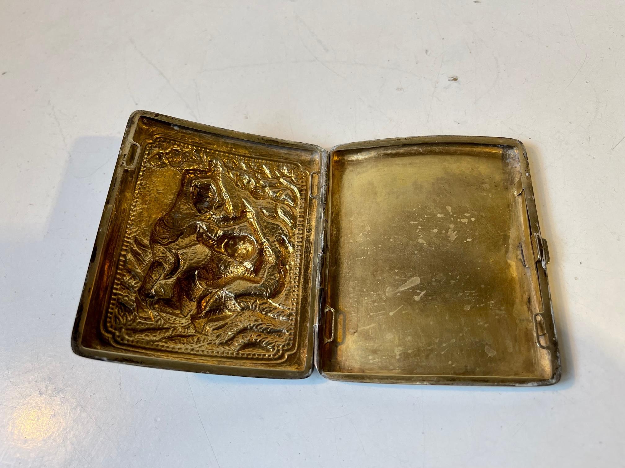 Hand-Crafted Antique Asian Export Silver Cigarette Case with Battlescene For Sale