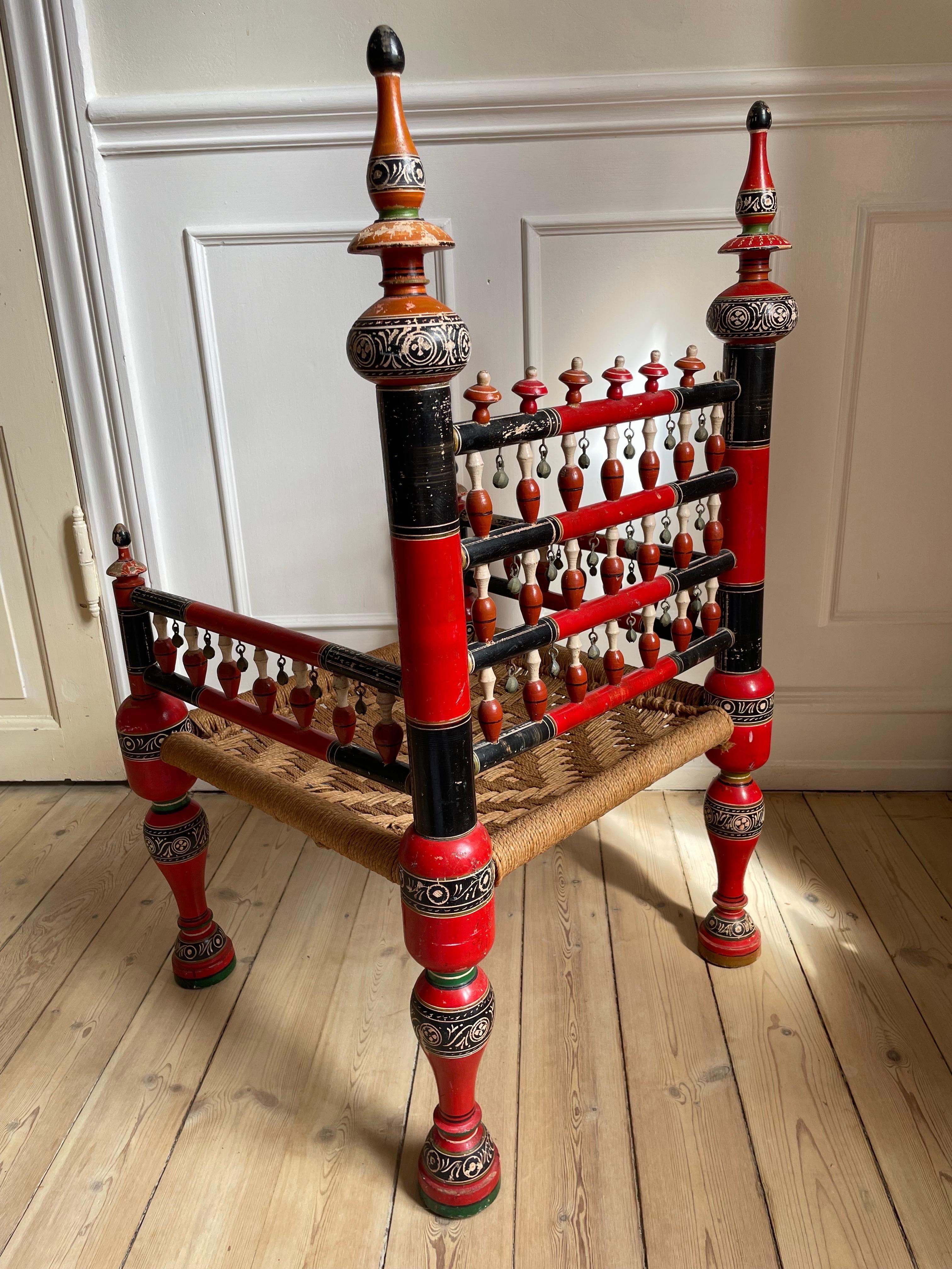 Antique Asian Hand-Carved Wedding Chair, 1800s In Good Condition In Copenhagen, DK