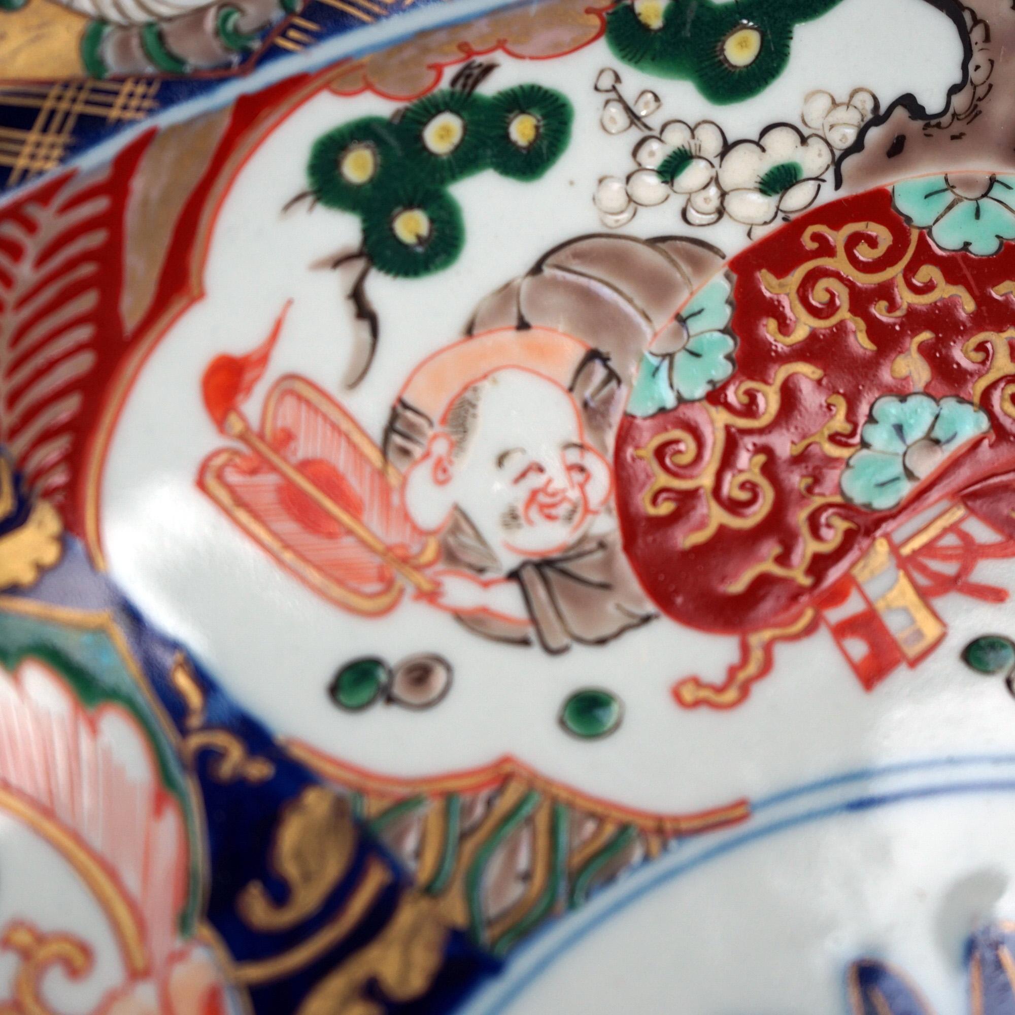 Antique Asian Imari Hand Painted & Gilt Porcelain Charger C1920 For Sale 4
