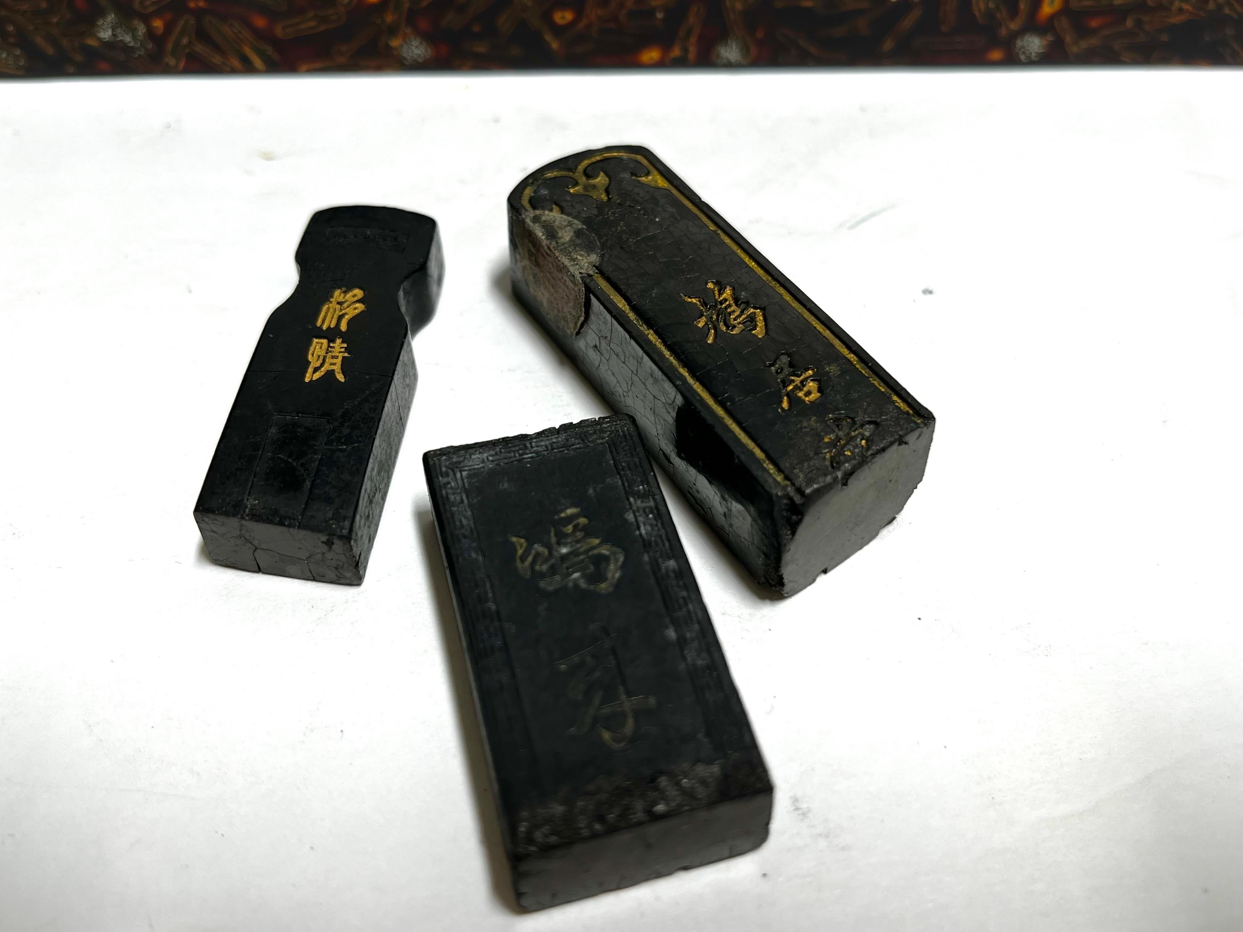 Antique Asian Lacquer Calligraphy Writing Box Signed with Carved Ink Stones 4