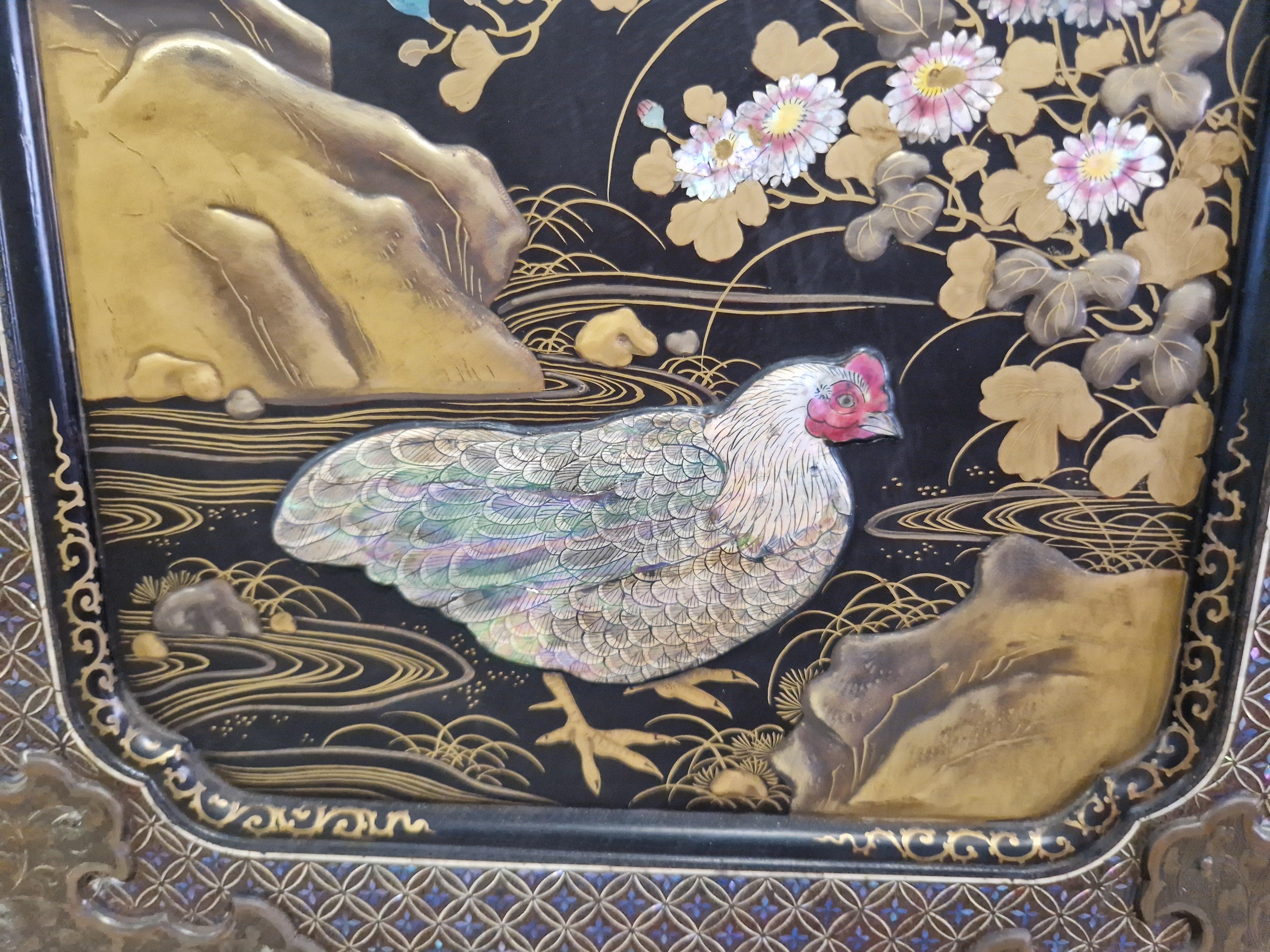 Antiguo armario asiático lacado y con incrustaciones en Bueno estado para la venta en Buxton, GB