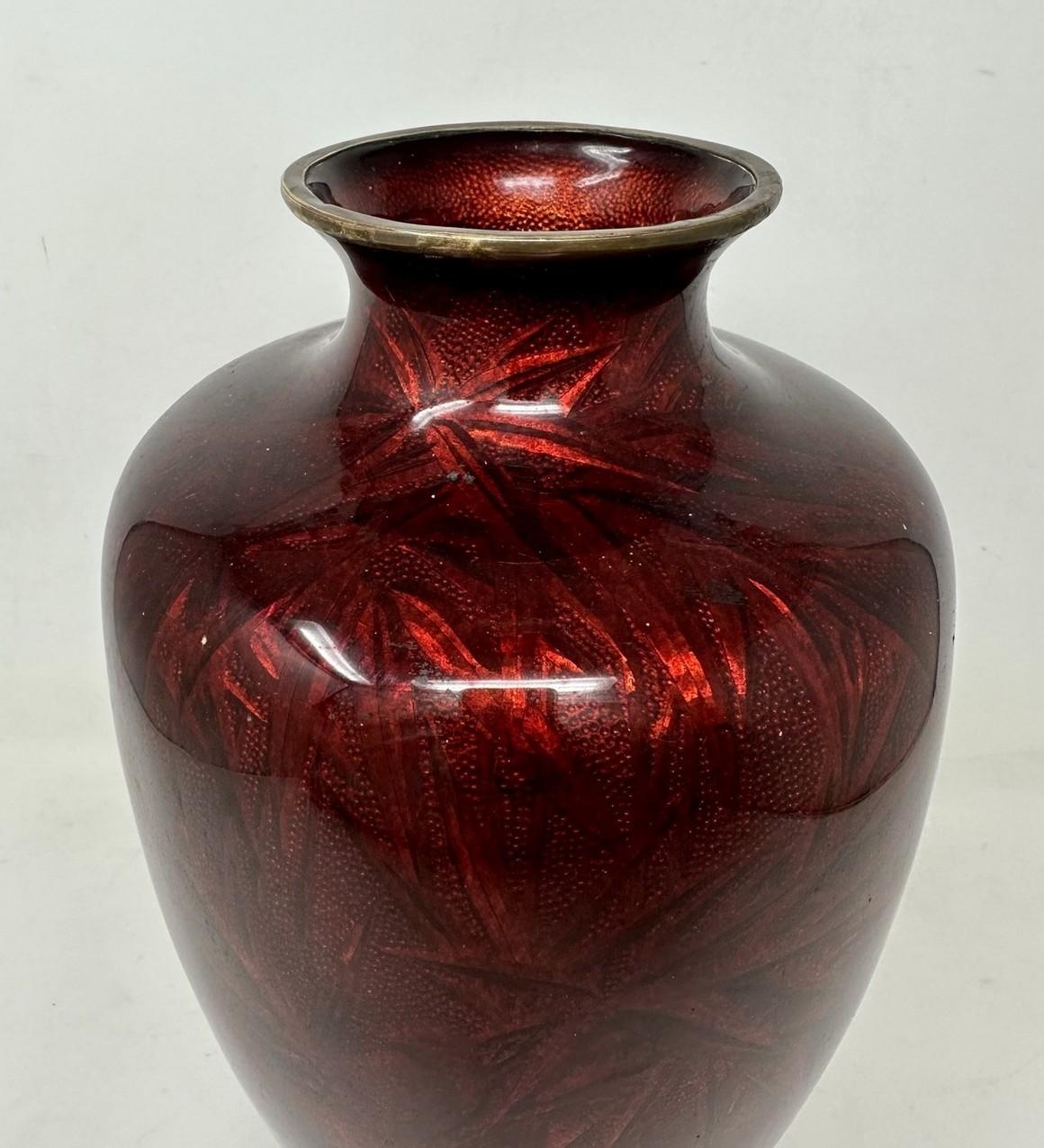 Antique Asian Meiji Period Japanese Bronze Cloisonne Enamel Urn Vase Red Gilt For Sale 1