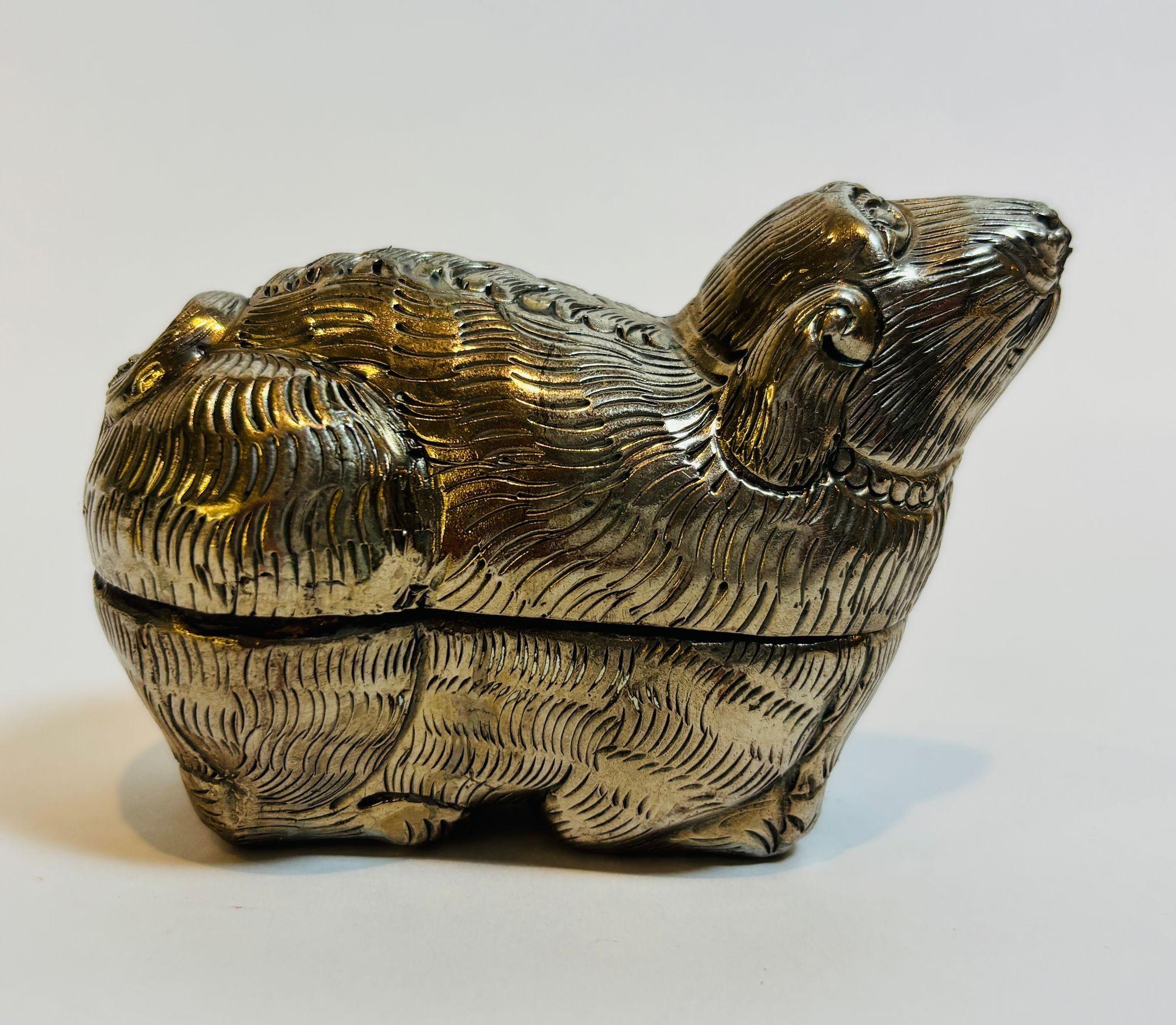 Antique Asian Silver Betel Nut Box in Foo Lion Form Southeast Asia In Good Condition For Sale In Moreno Valley, CA