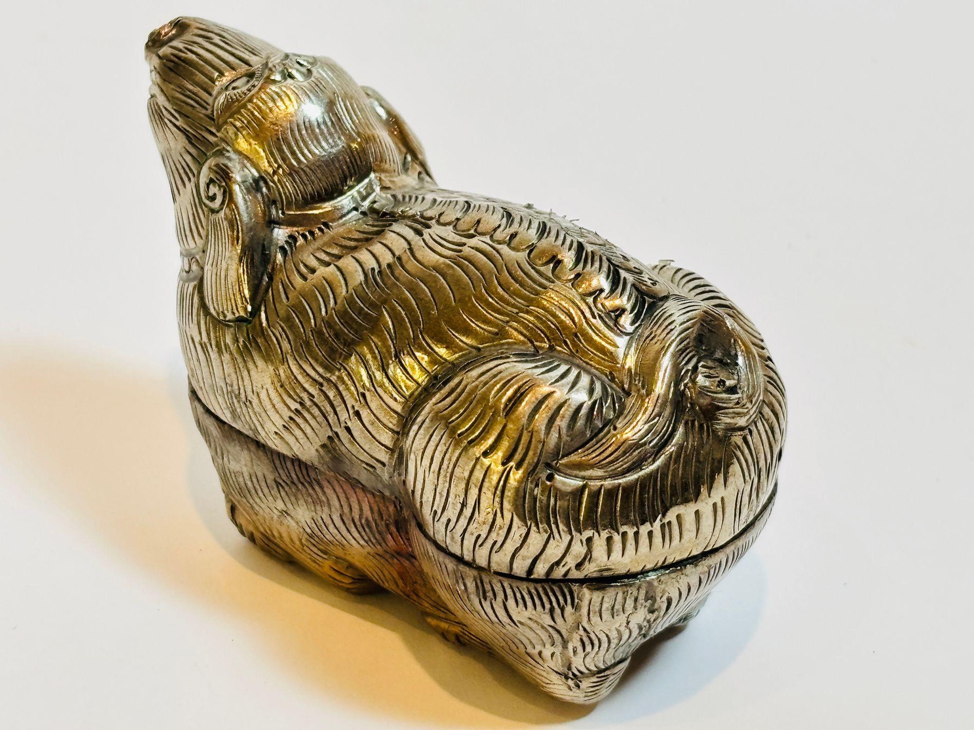 Antique Asian Silver Betel Nut Box in Foo Lion Form Southeast Asia For Sale 1