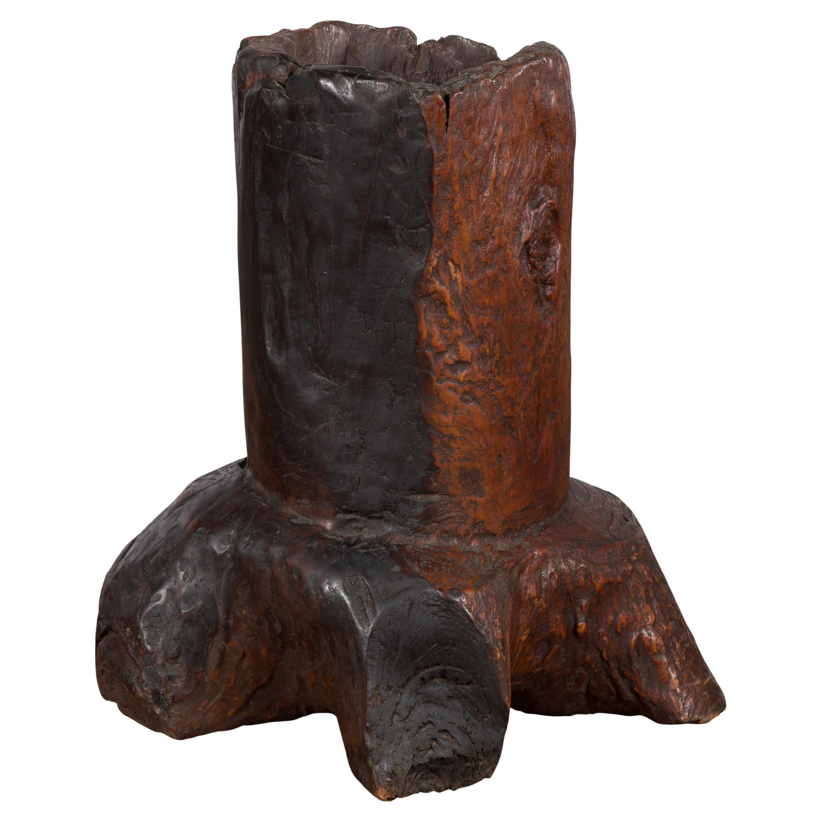 Antikes asiatisches Pflanzgefäß aus Teakholz im Volksstil, ursprünglich als Mortar verwendet