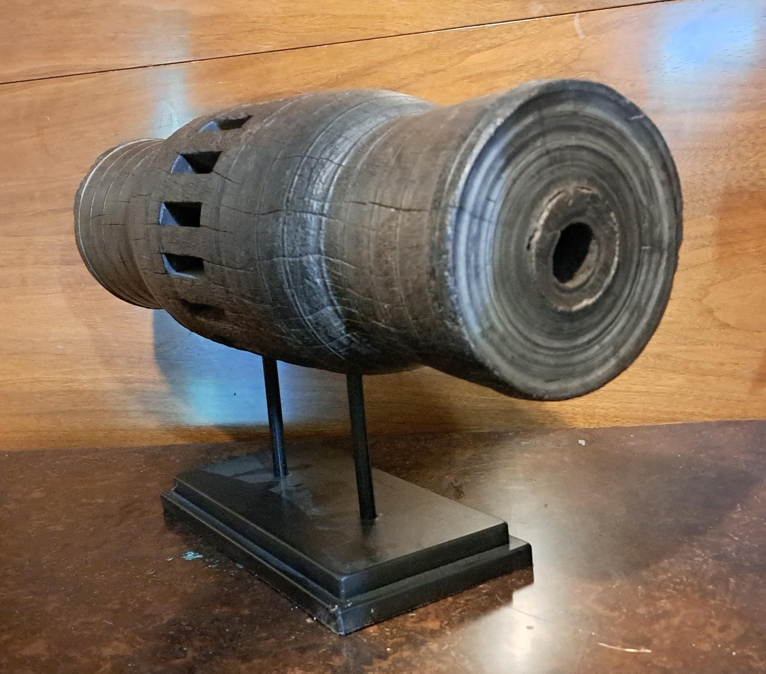 Chinese Export Antique Asian Wagon Wheel Hub For Sale