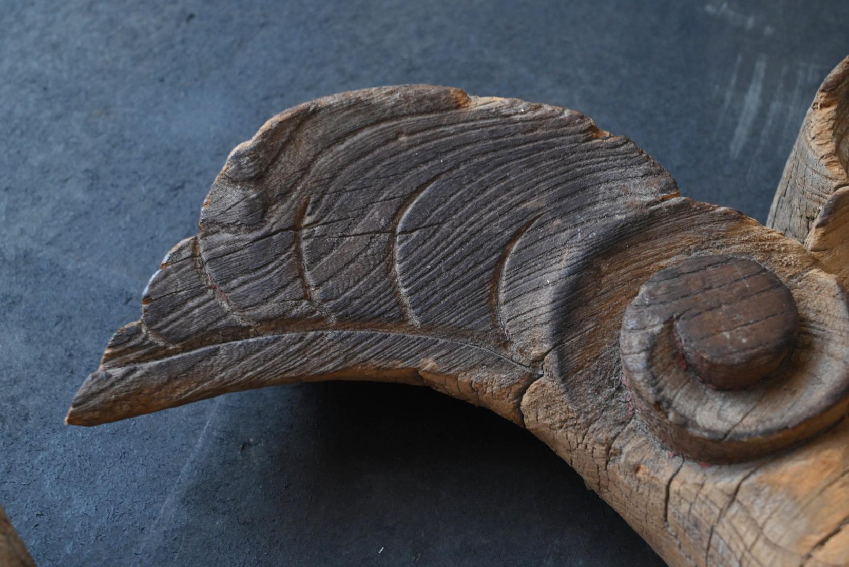 Antica scultura asiatica in legno di vite/Fine XIX-inizio XX secolo/Appeso a parete in vendita 9