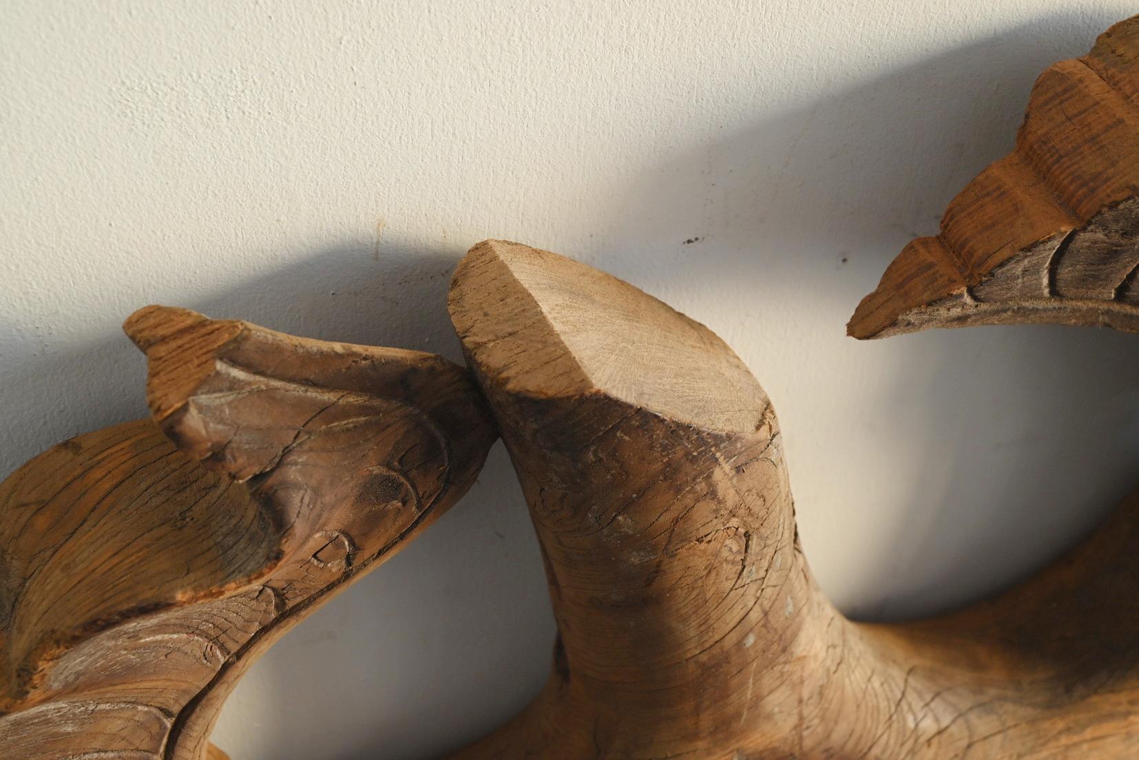 Antica scultura asiatica in legno di vite/Fine XIX-inizio XX secolo/Appeso a parete in vendita 1