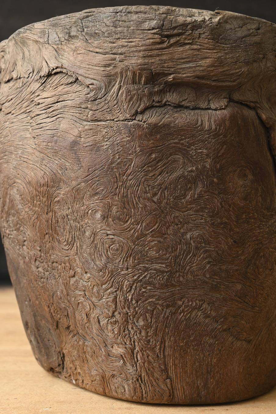 Seau asiatique ancien en bois/début du 20e siècle/vase à fleurs ciselé en vente 9