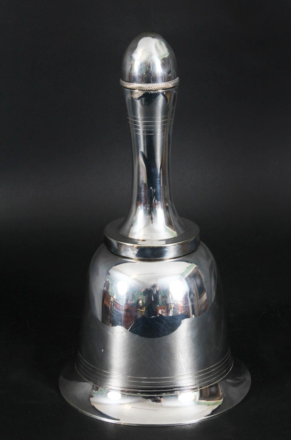 Antigua coctelera Art Decó plateada Asprey & Co Siglo XX Chapado en plata en venta