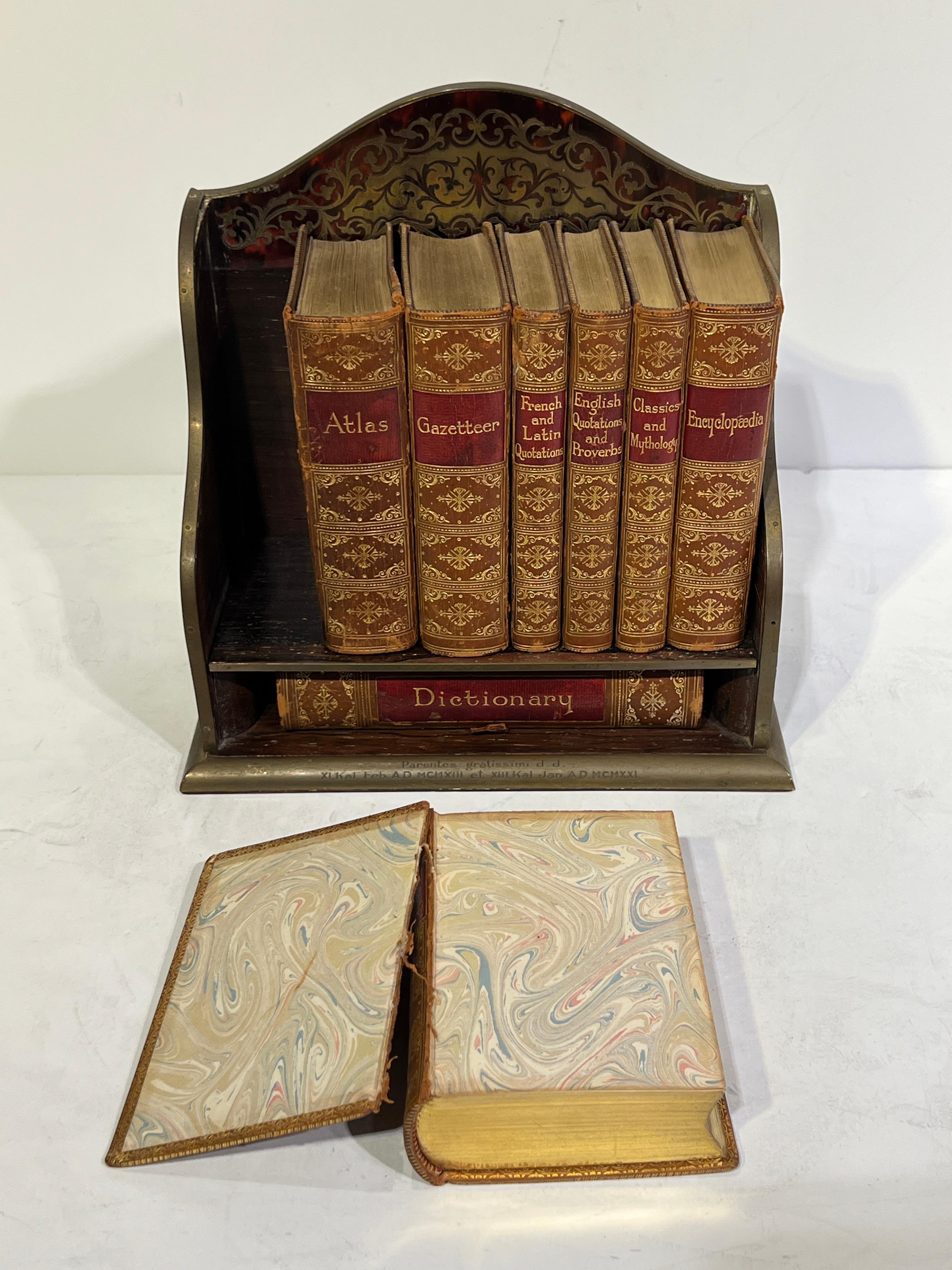 Antiguo juego de minilibros de referencia Asprey y estante con incrustaciones de Boulle en venta 1