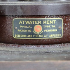Radio Atwater Kent con pannello di prova d'epoca, 1910 circa