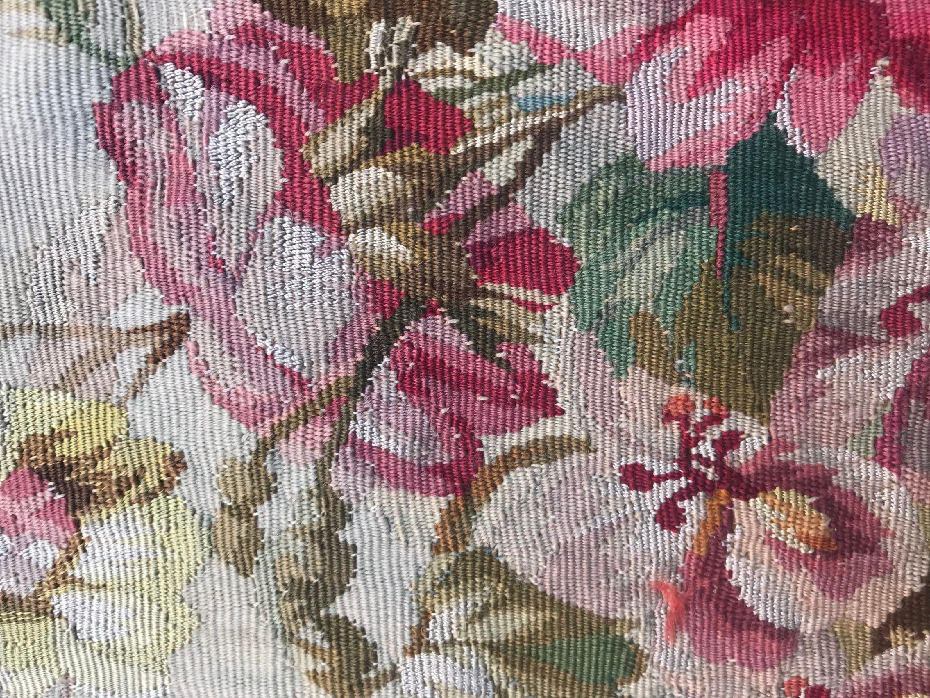 Cojín antiguo Aubusson Funda para silla Tapiz siglo XIX en venta