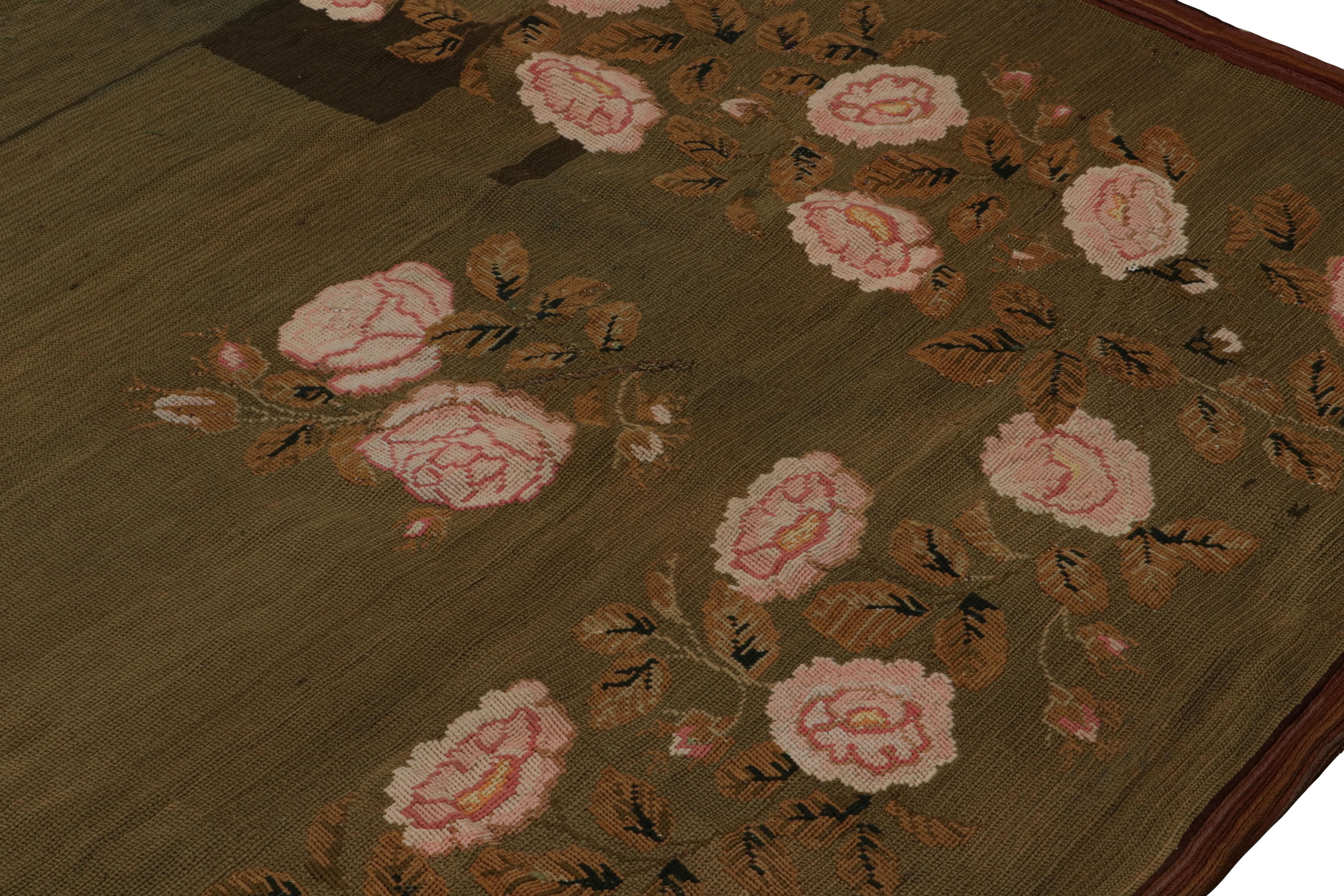 Hand-Woven Antique Aubusson Flatweave Rug in Green With Floral Patterns For Sale