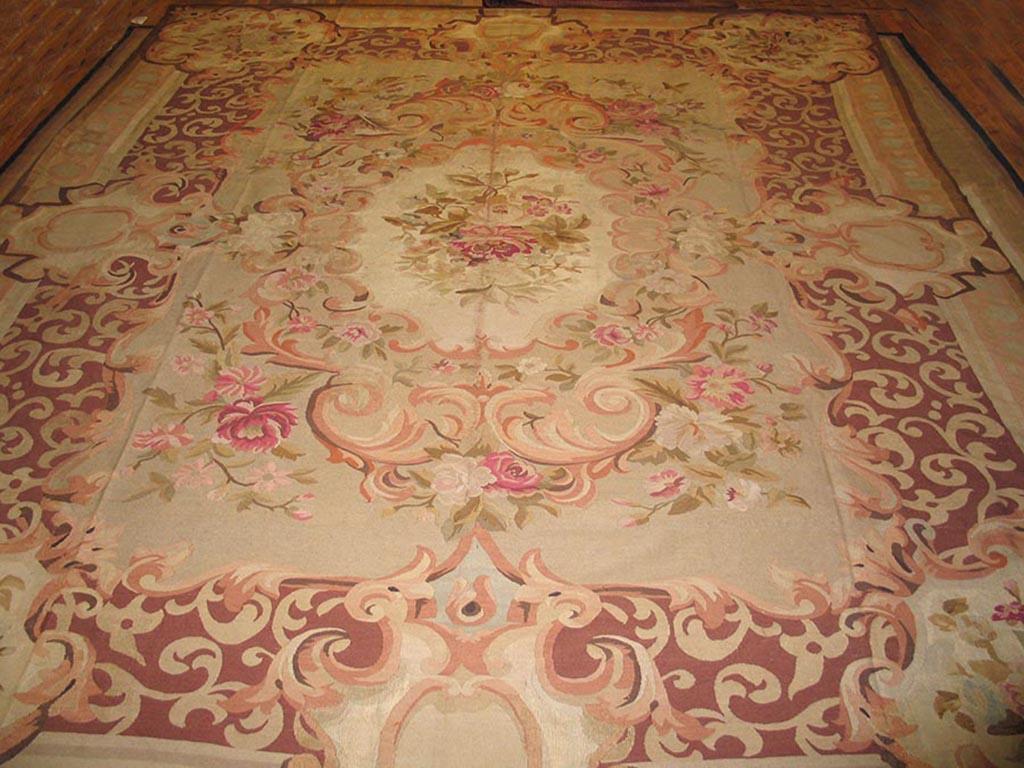 Mitte des 19. Jahrhunderts Französischer Louis Philippe Aubusson-Teppich (Mittleres 19. Jahrhundert) im Angebot