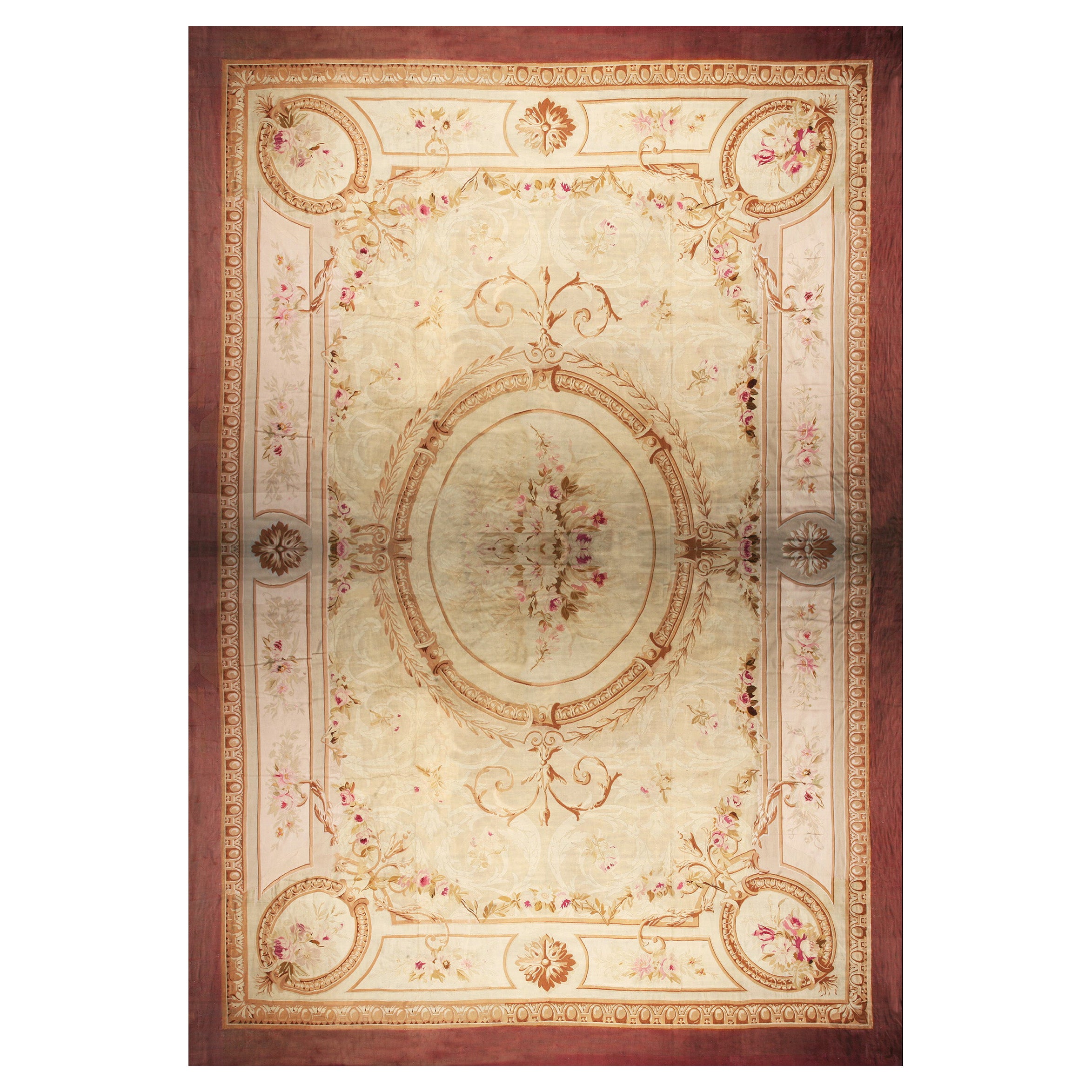 Antiker Aubusson-Teppich 16' 8'' x 24' 6''