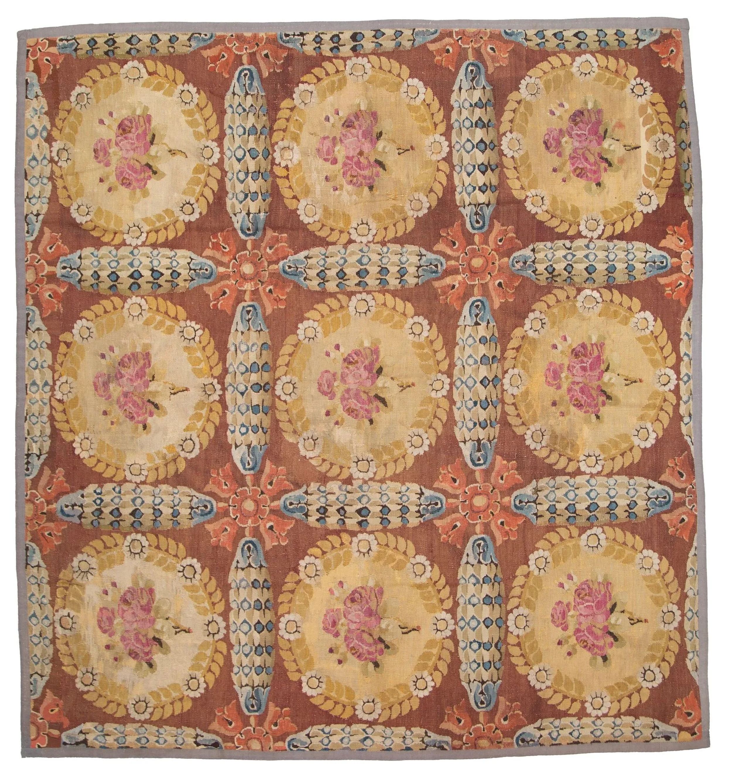 Antique Aubusson Square Rug with Medallion Grids, in Multicolour - Rug & Kilim For Sale