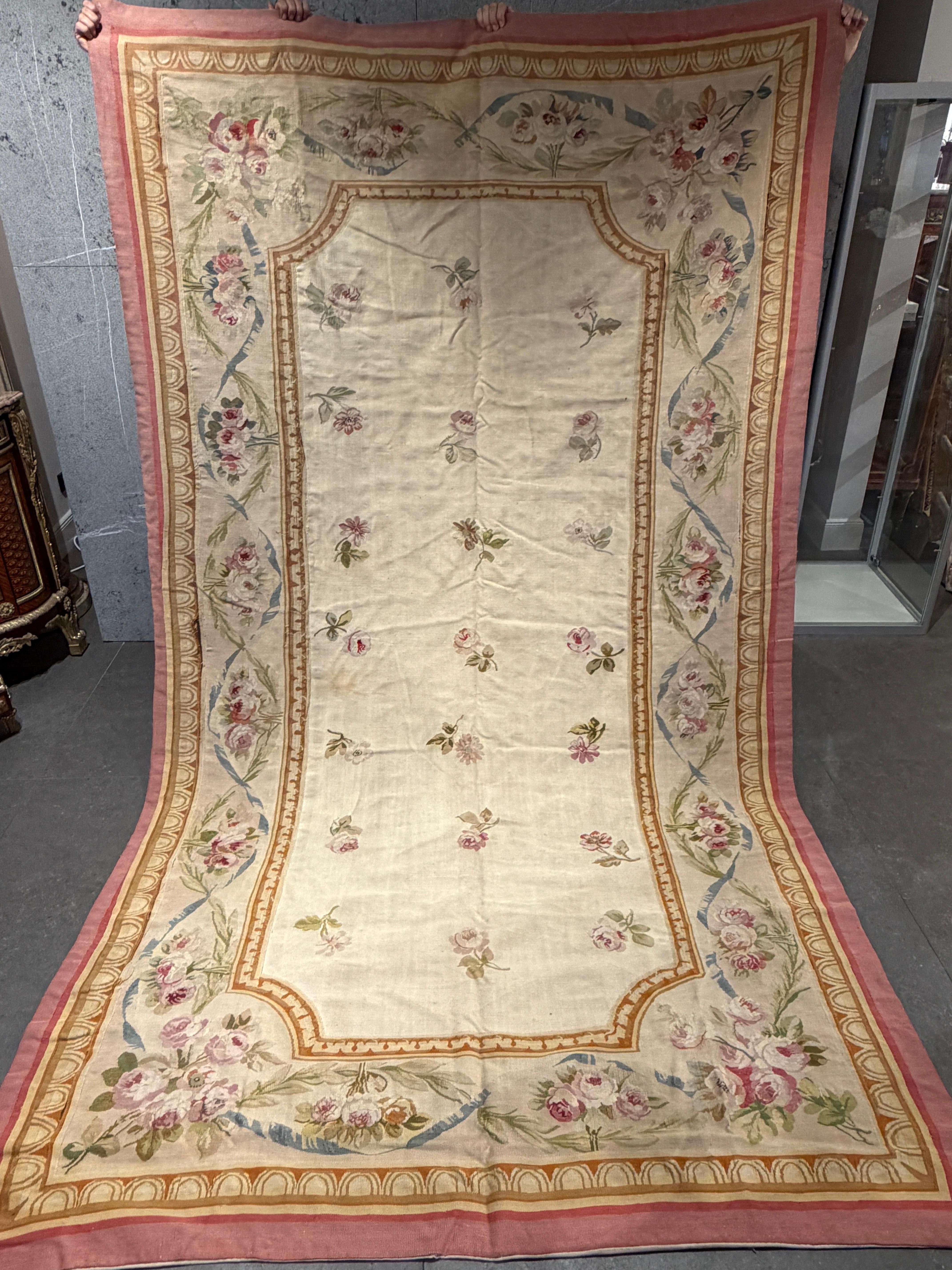 Français Tapis ancien en tapisserie d'Aubusson, vers 1870 en vente