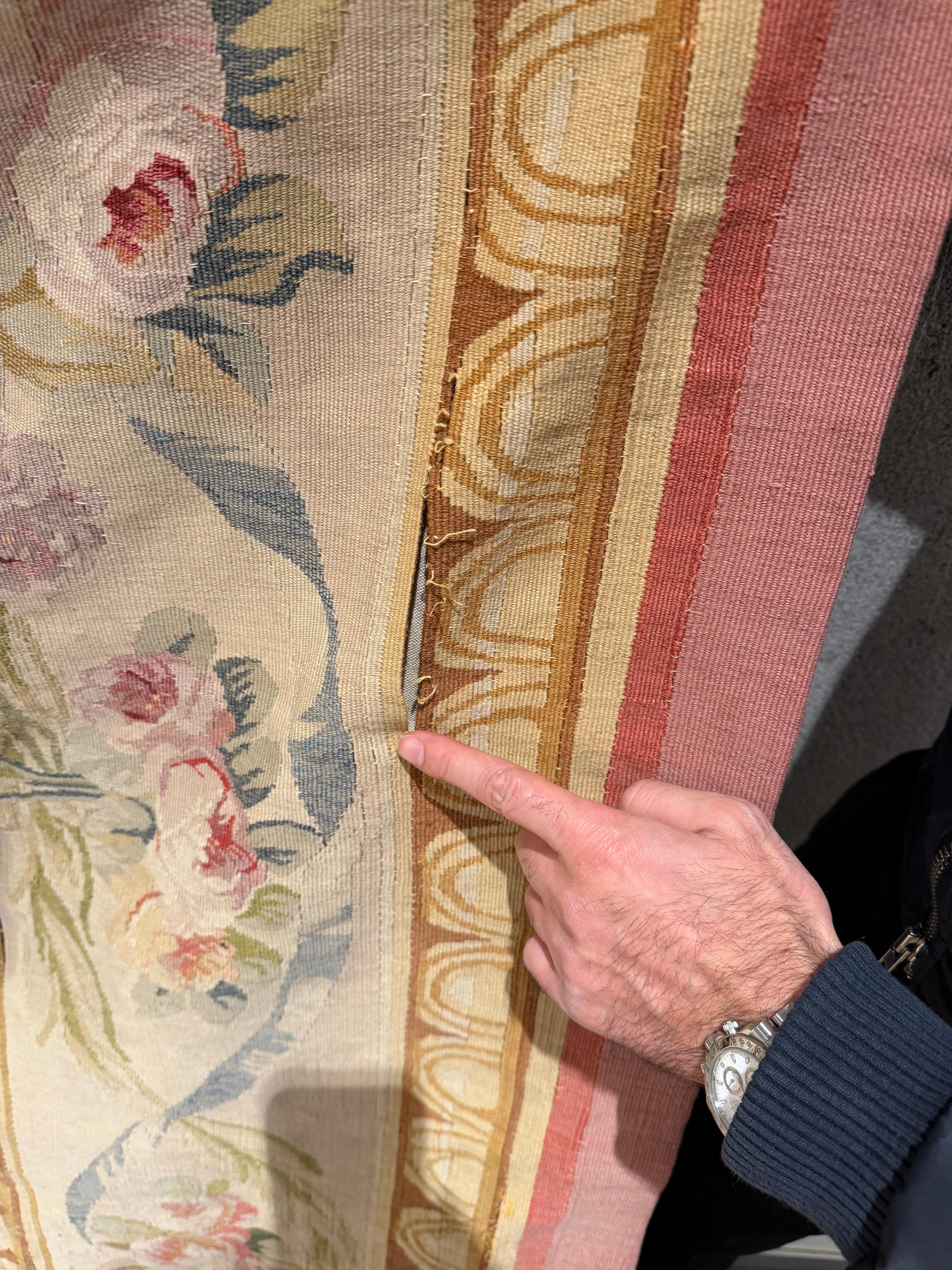 Laine Tapis ancien en tapisserie d'Aubusson, vers 1870 en vente