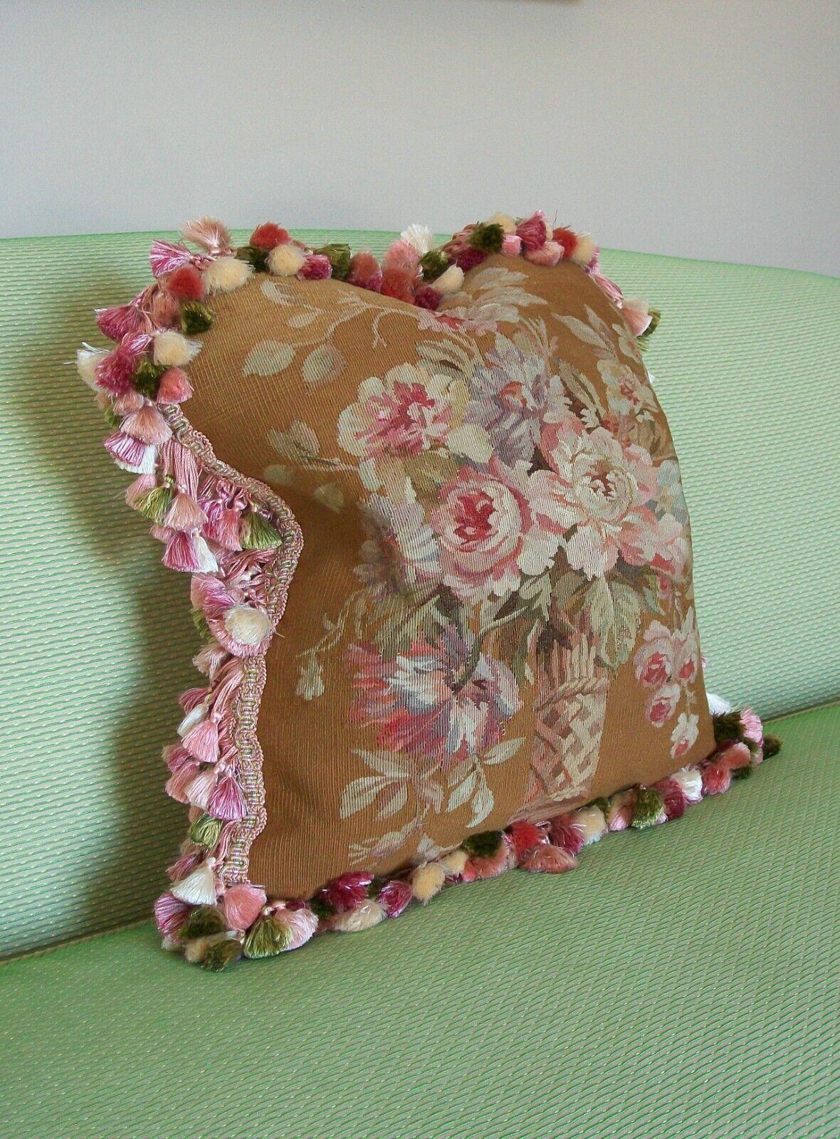 Antique Aubusson Tapestry Pillow, Scalamandré Silk Back & Lee Jofa Silk Trim In Good Condition In Chatham, ON