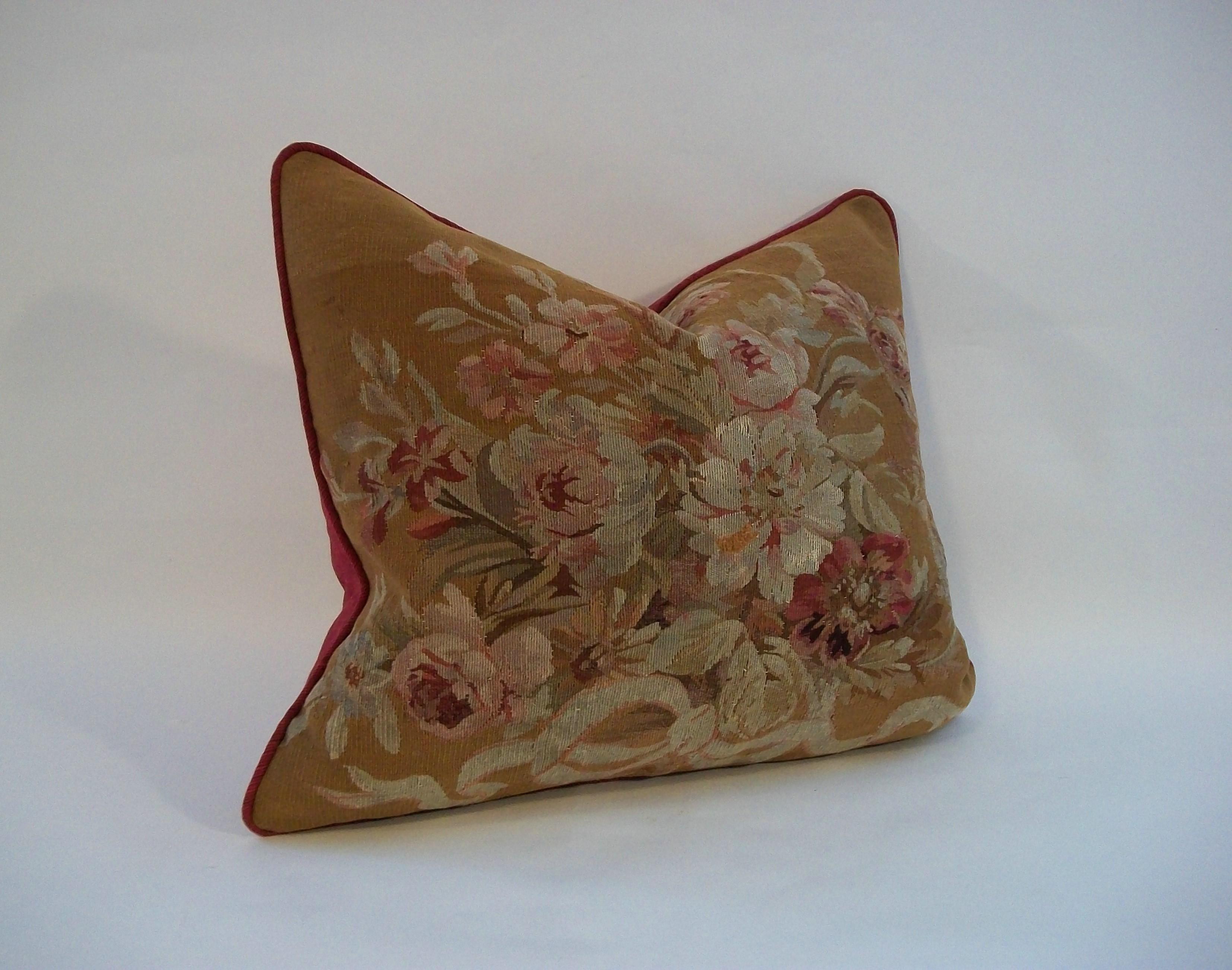 Antique Aubusson Tapestry Pillow - Wool & Silk - France - Circa 1890 For Sale 3