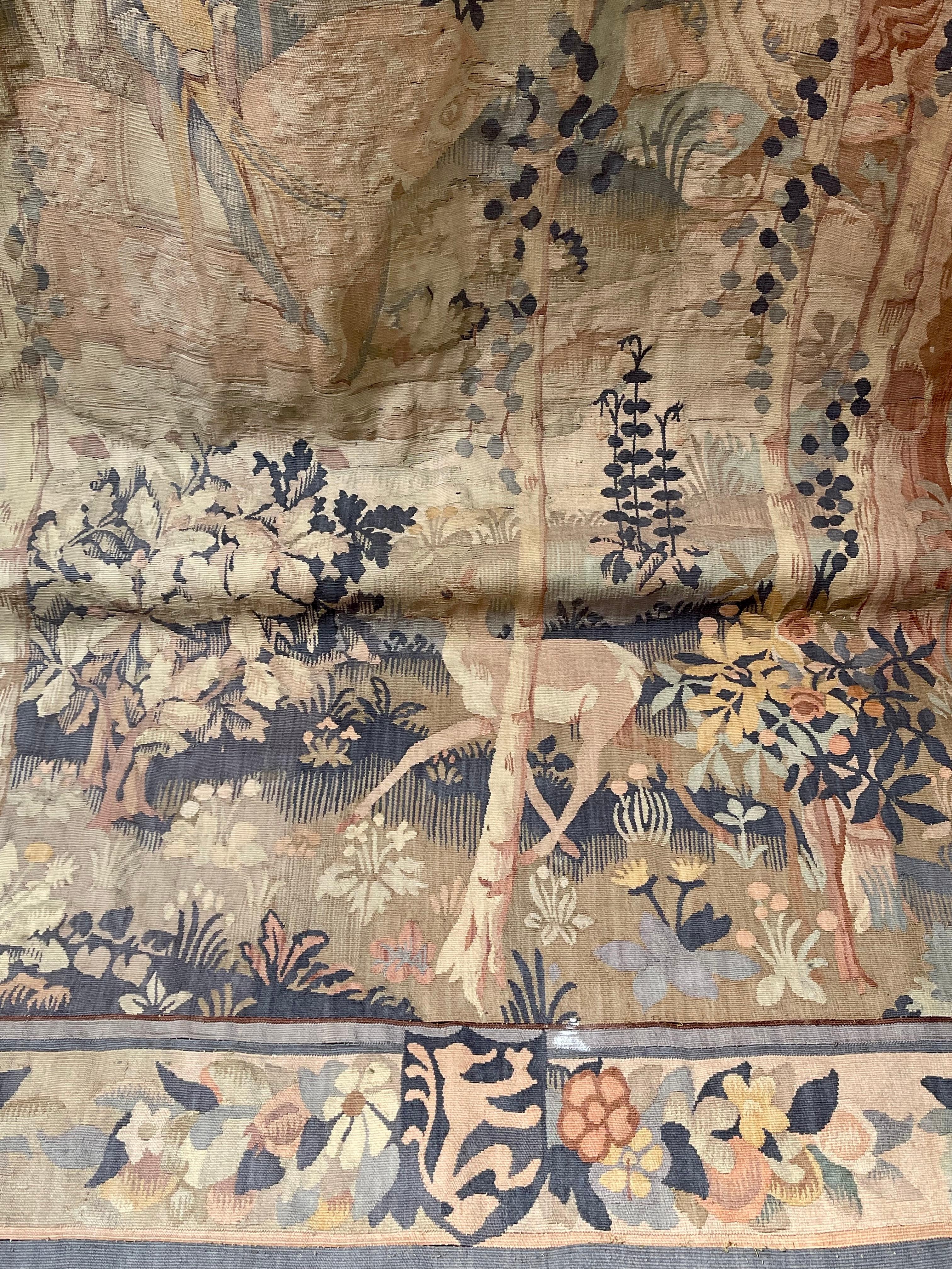 Antike Aubusson Wandteppich Wandbehang (Gewebt) im Angebot