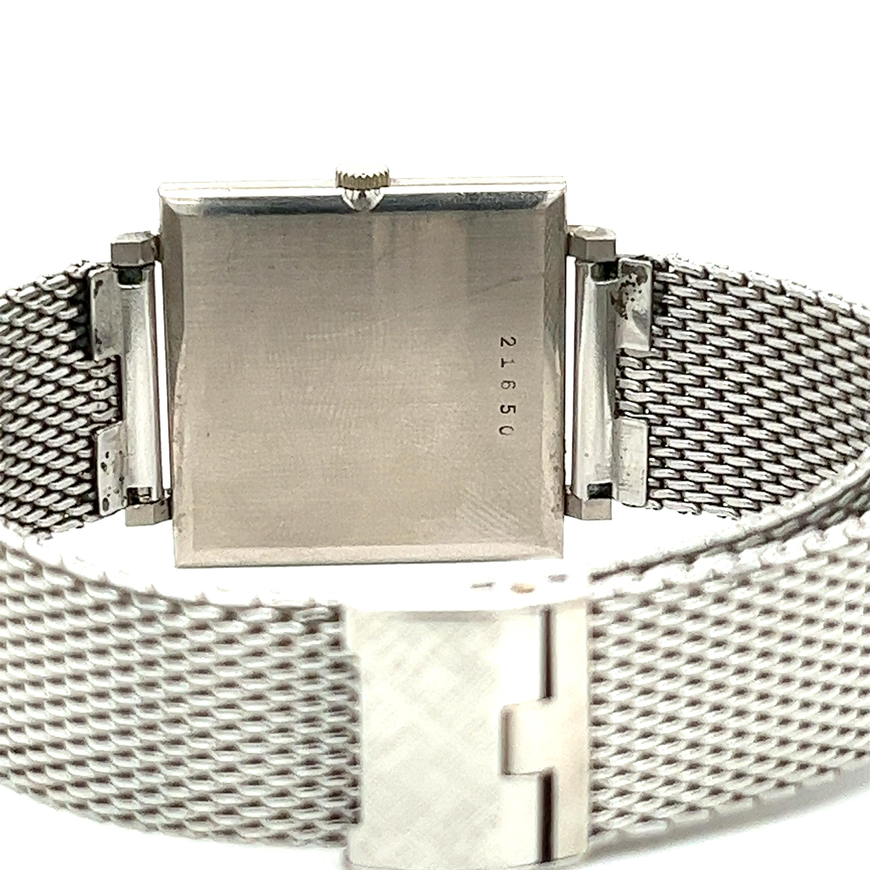Antique Audemars Piguet Ultra Thin Square Unisex 25mm Watch in 18K White Gold In Fair Condition For Sale In Miami, FL