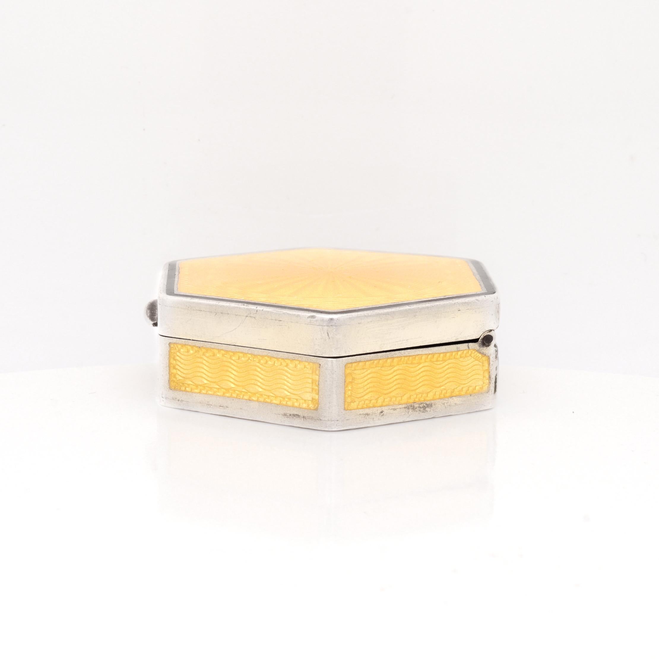 Antique Austrian Art Deco Guilloche Enamel & Sterling Silver Compact / Pill Box For Sale 5