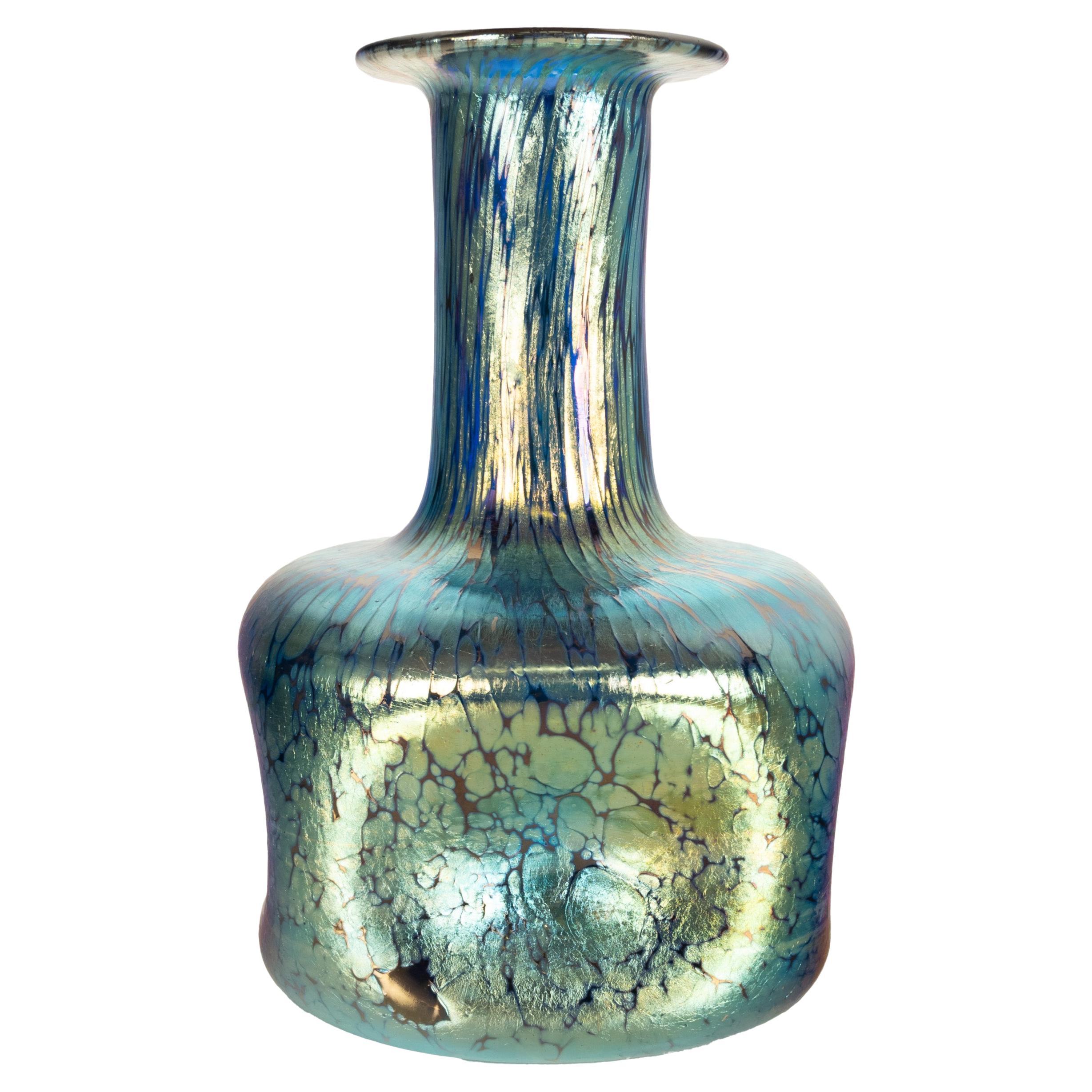 Art nouveau Ancien vase d'art autrichien Art Nouveau Loetz bleu cobalt papillon 1900