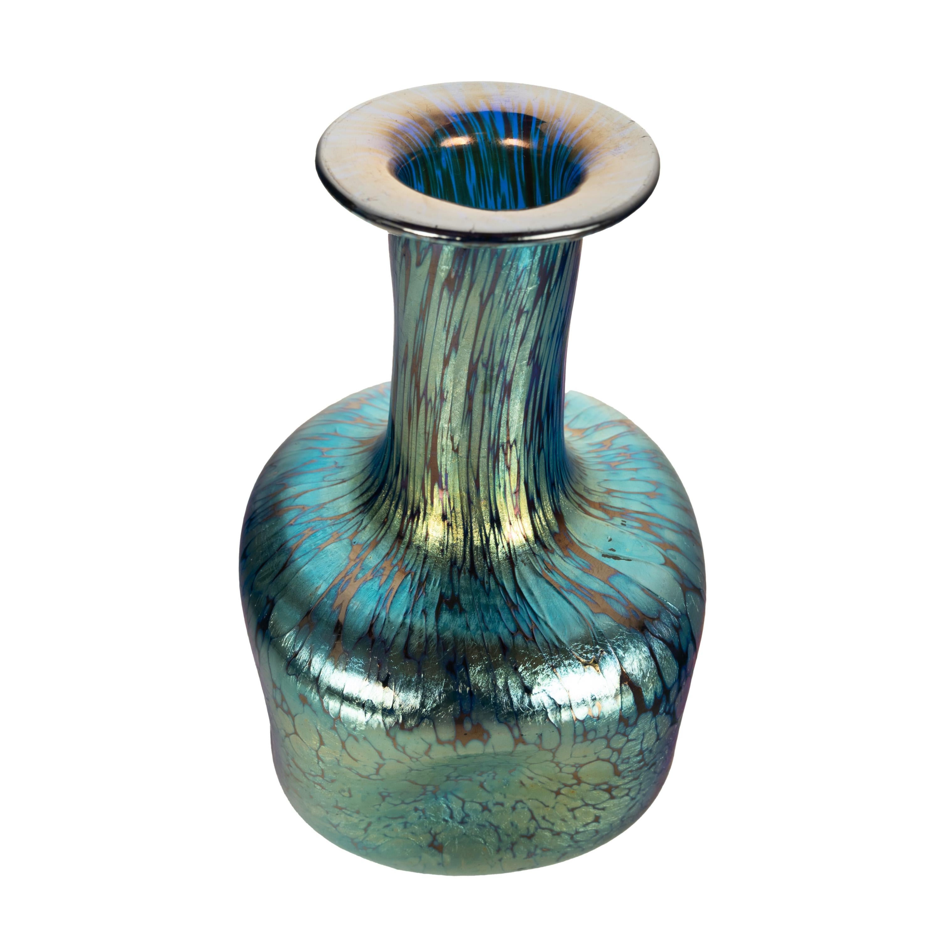 Ancien vase d'art autrichien Art Nouveau Loetz bleu cobalt papillon 1900 2