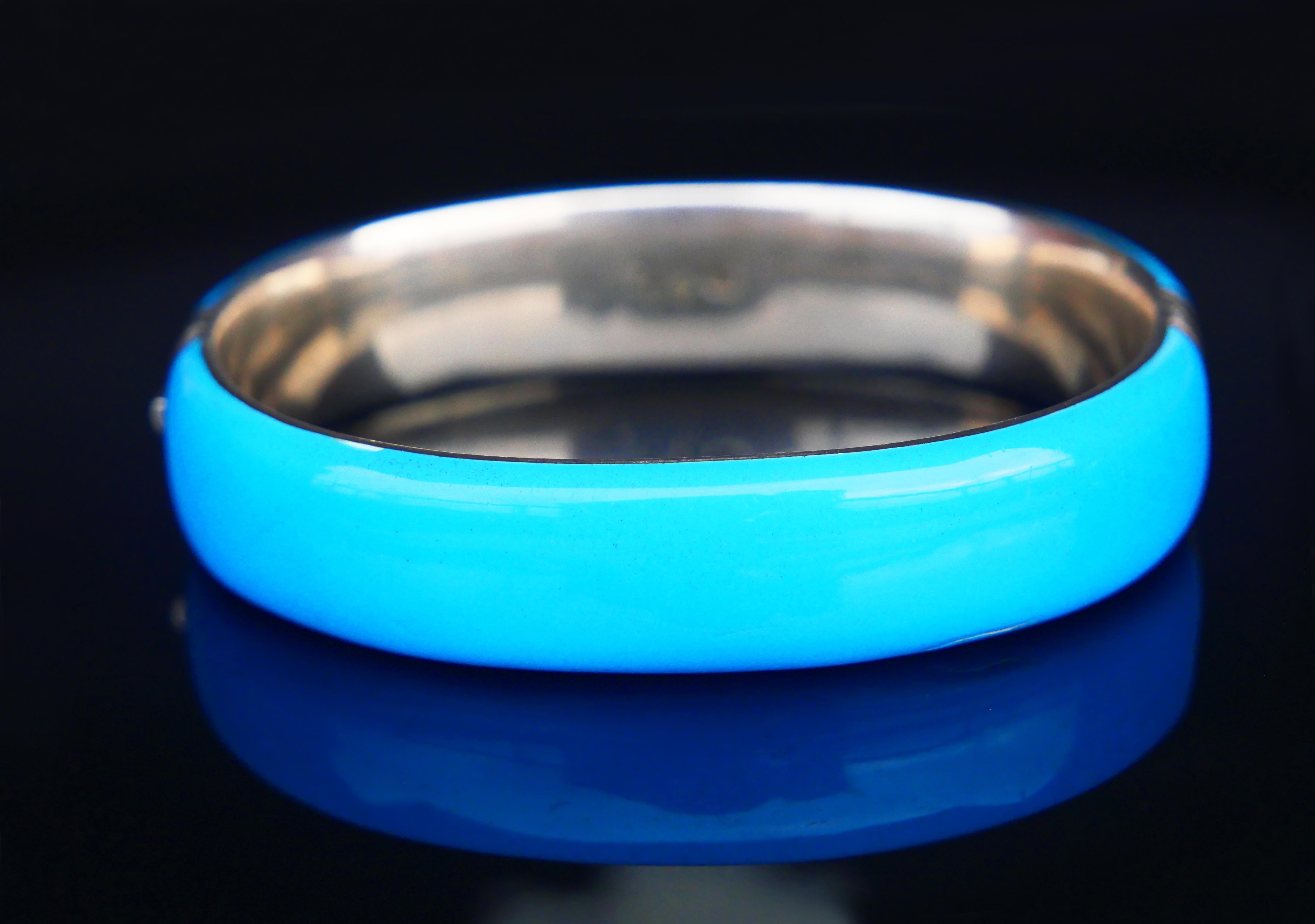 Women's Antique Austrian Bangle Bracelet Seed Pearls Blue Enamel solid Silver / 32.8gr For Sale