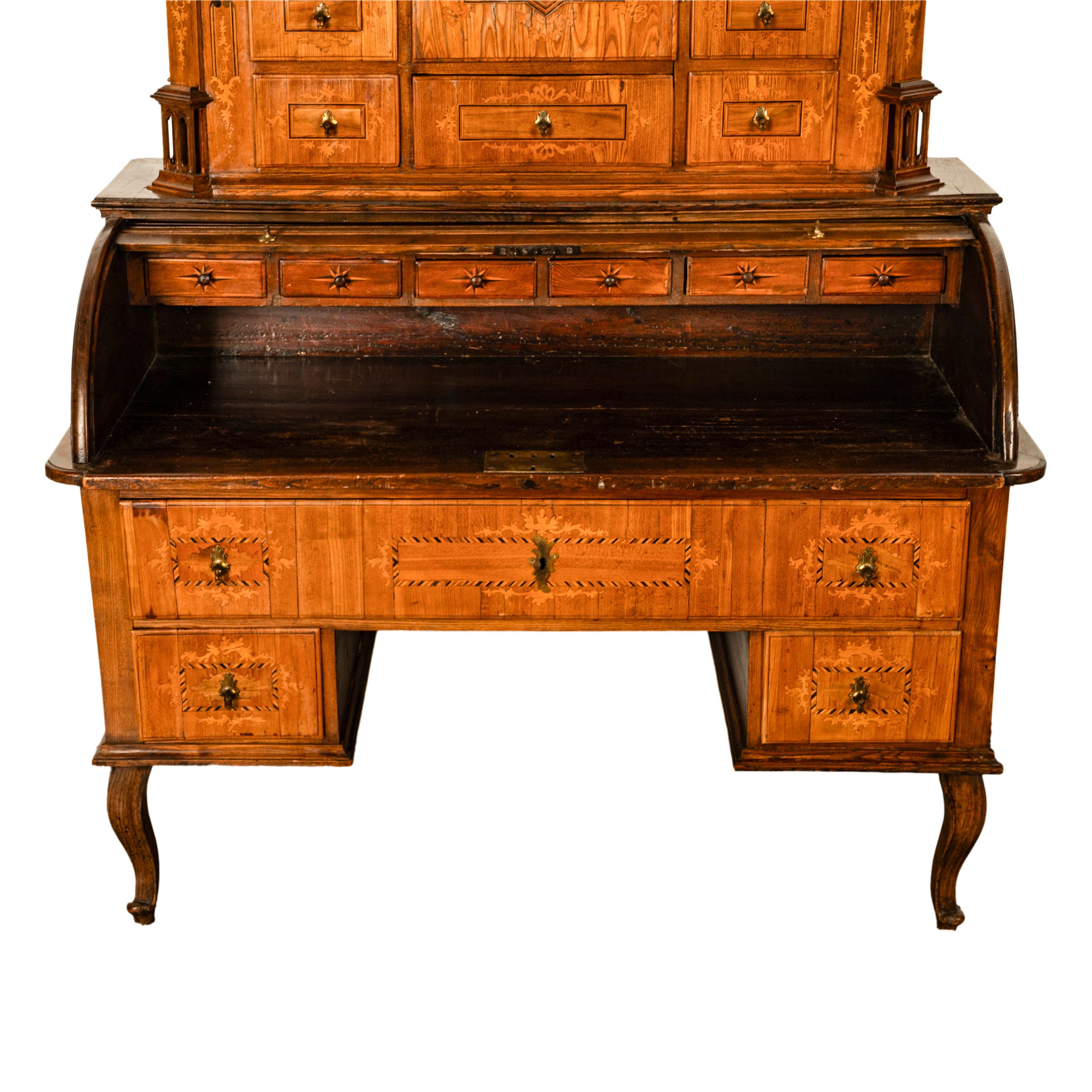 Antiker österreichischer Barockschrank/Schreibtisch aus Täbris mit Intarsien und Rollplatte aus Biedermeier im Angebot 11