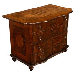Antike österreichische Barock Intarsien Nussbaum Wurzelholz Kommode Kommode 1760
