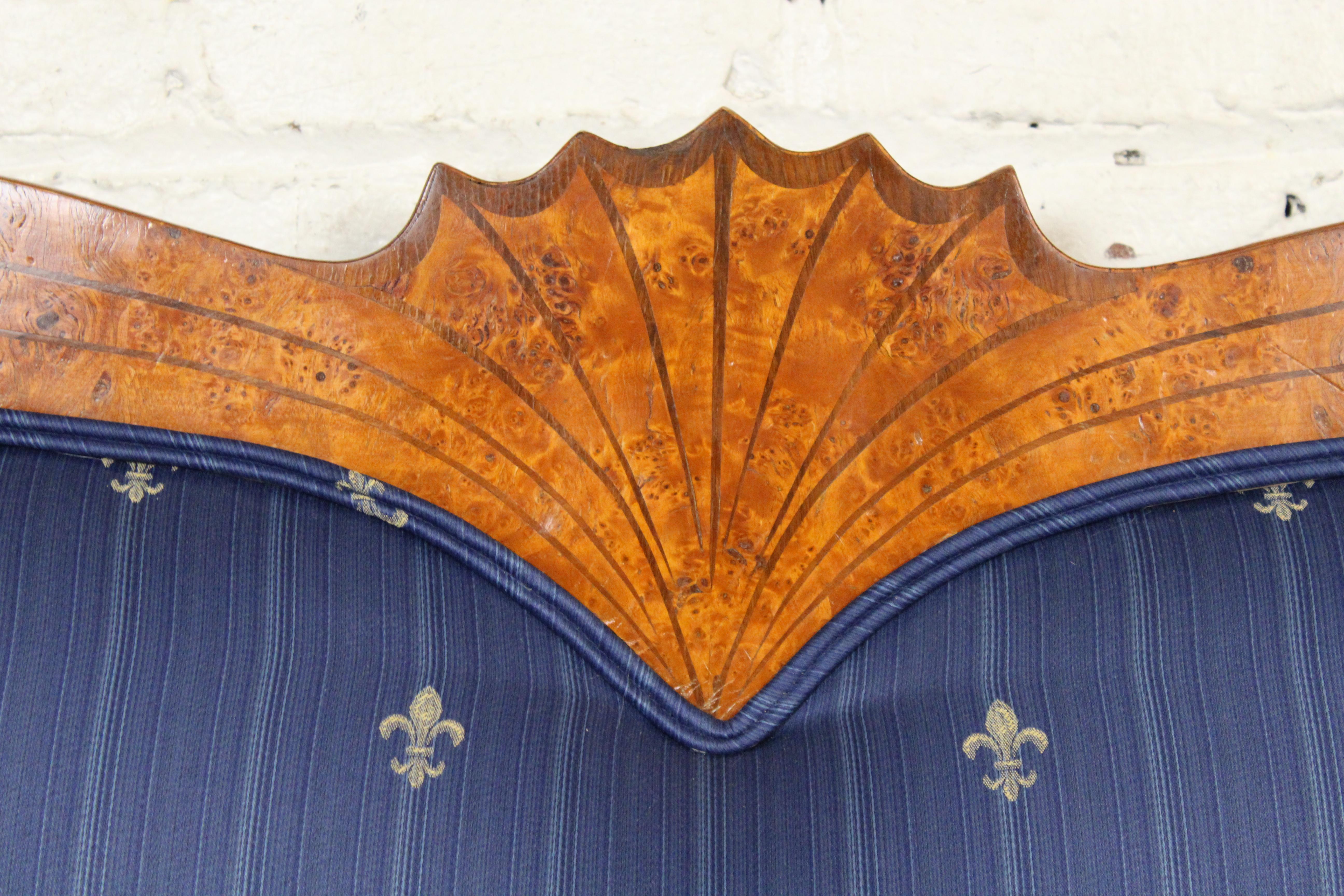 Antiker österreichischer Biedermeier Intarsien-Liegestuhl (19. Jahrhundert) im Angebot