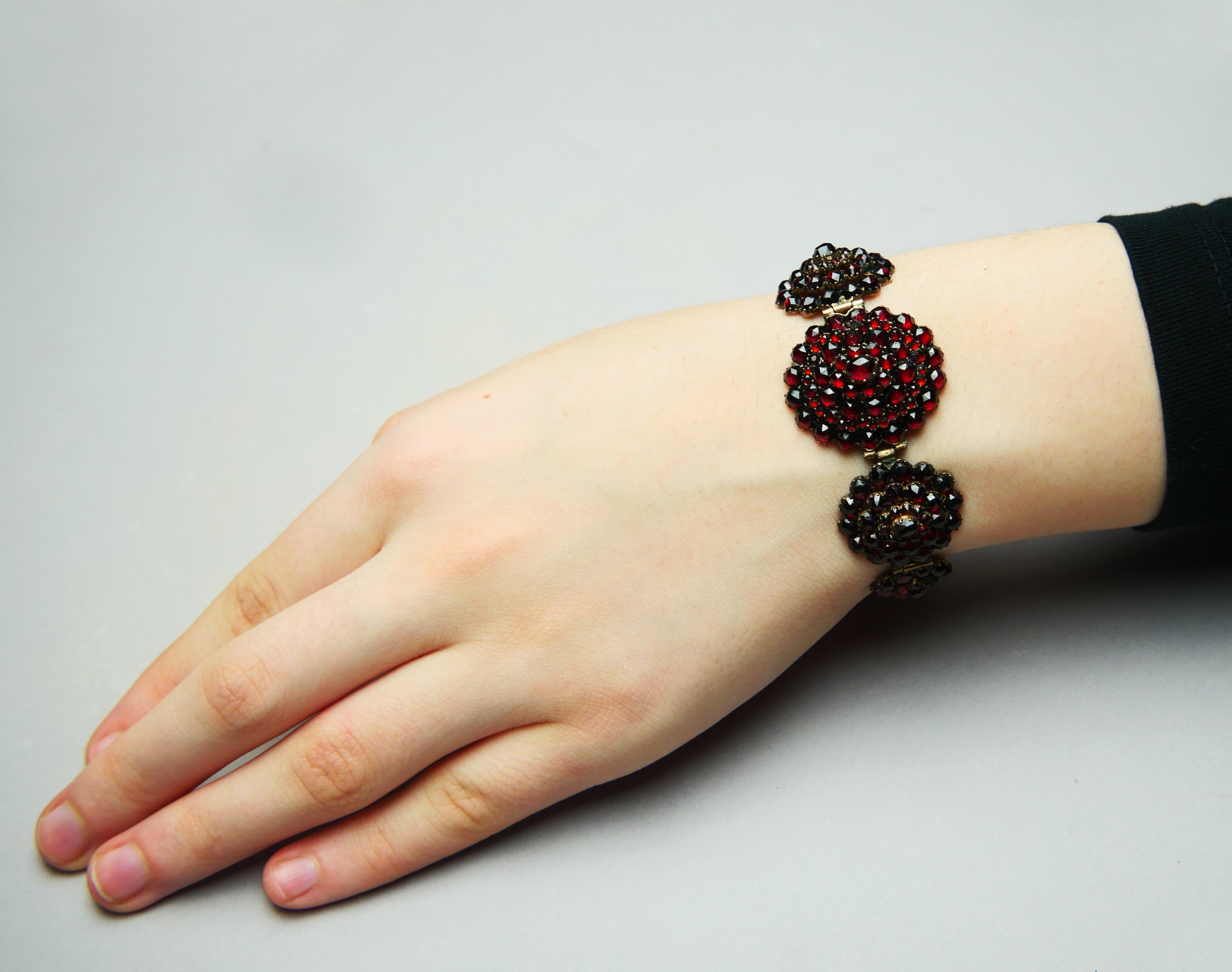Antique Austrian Bohemian Bracelet Garnets Gilt Silver 17.5 cm/ 25gr For Sale 1