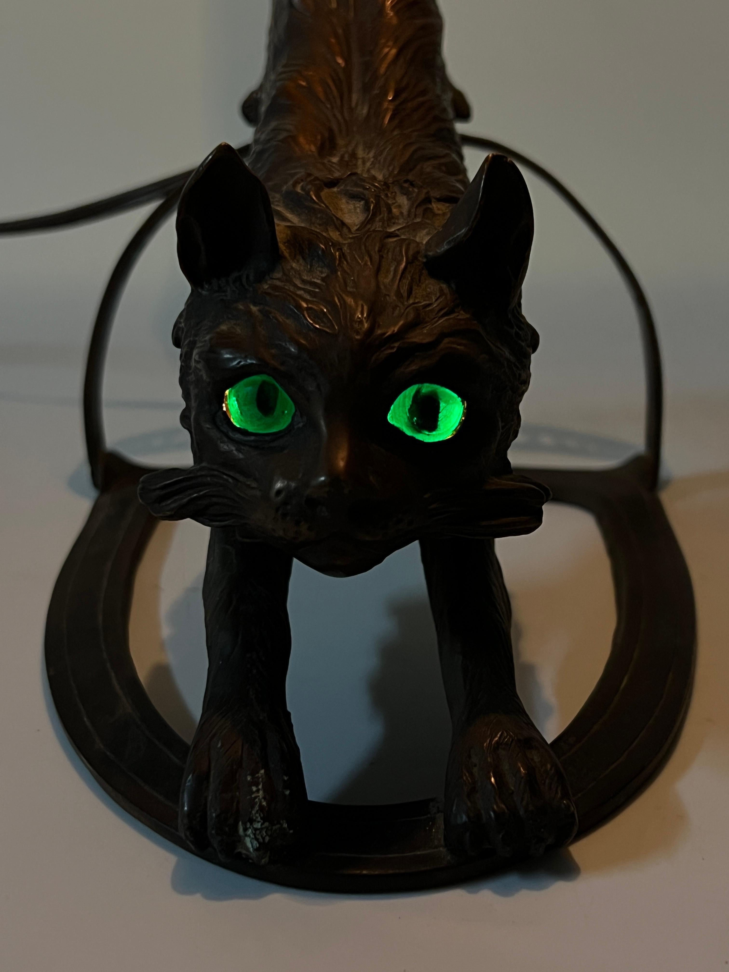 Antique Austrian Bronze Cat-Form Table Lamp For Sale 6